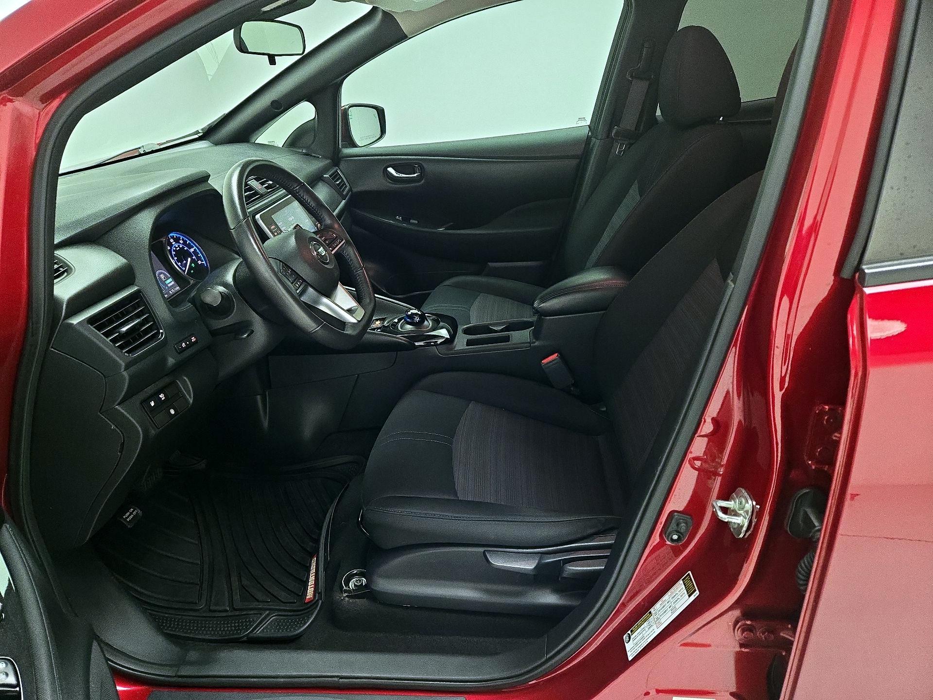 Thumbnail: 2020 Nissan Leaf - 11
