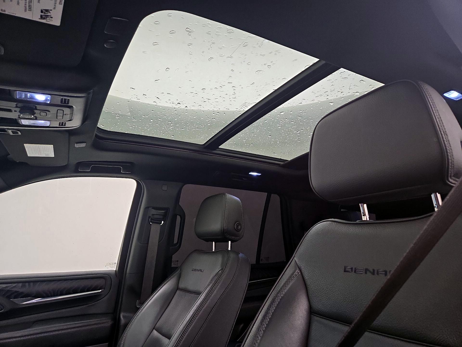 Thumbnail: 2023 GMC Yukon - 19