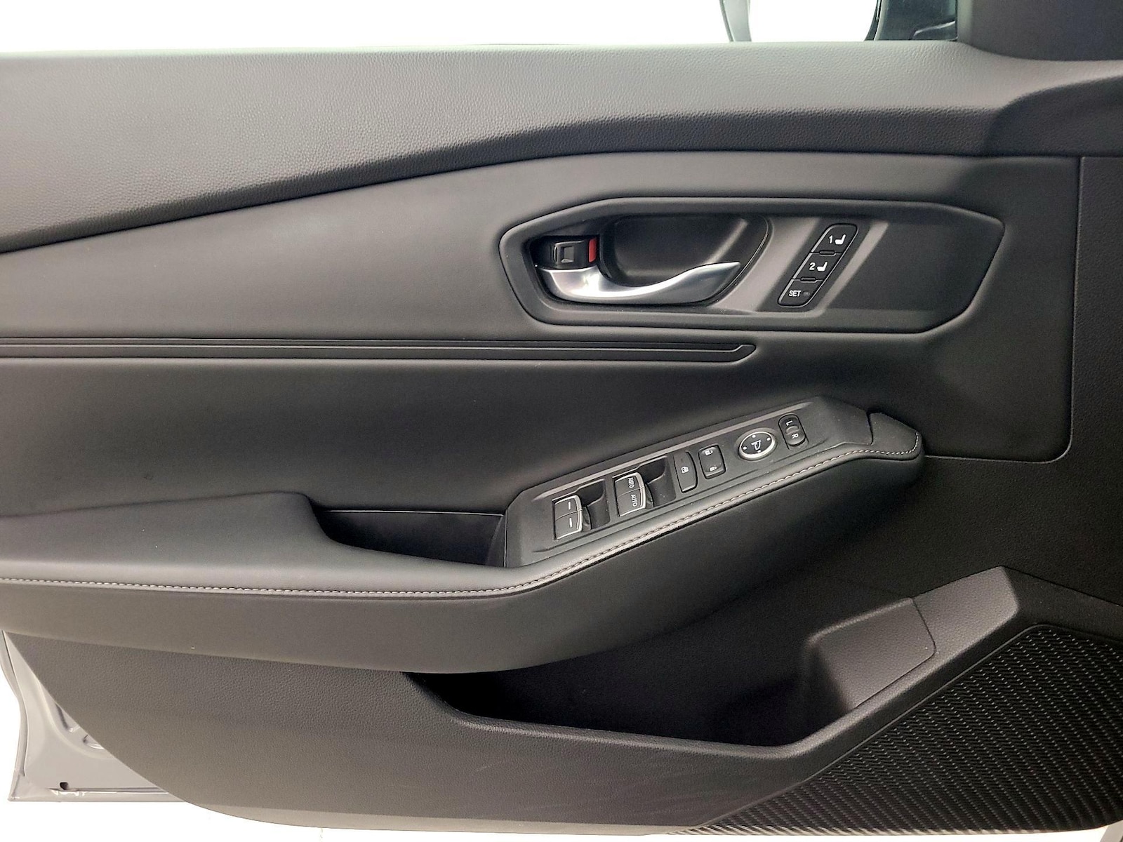 2025 Honda Accord Hybrid Sport-L - Photo 13