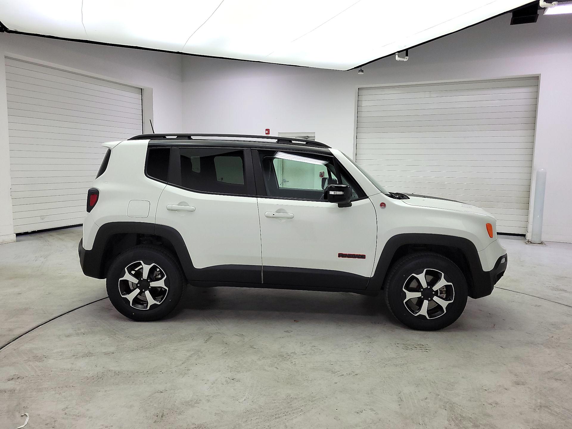 Thumbnail: 2022 Jeep Renegade - 4