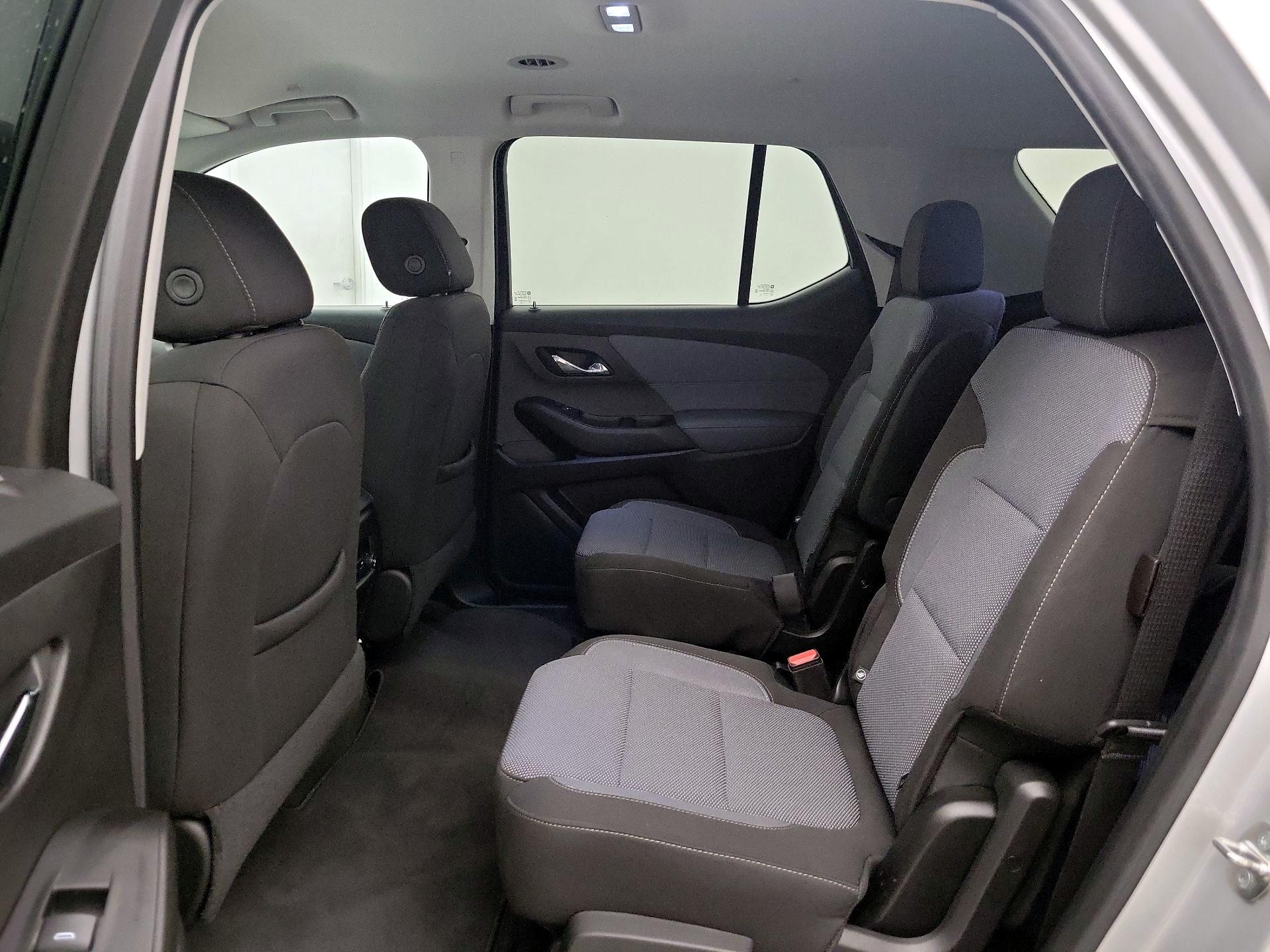 Thumbnail: 2020 Chevrolet Traverse - 19