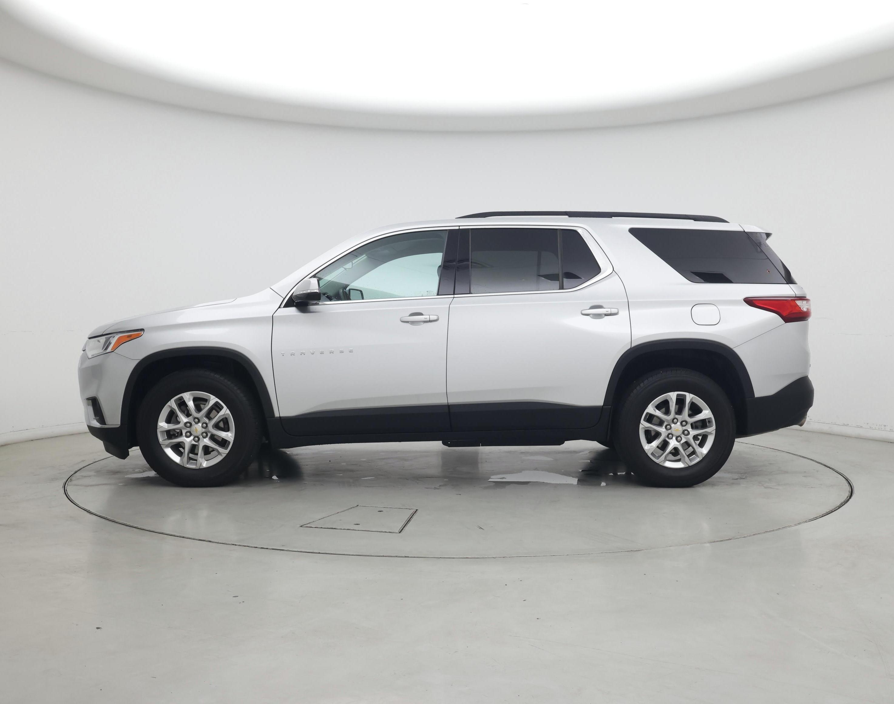 Thumbnail: 2020 Chevrolet Traverse - 3