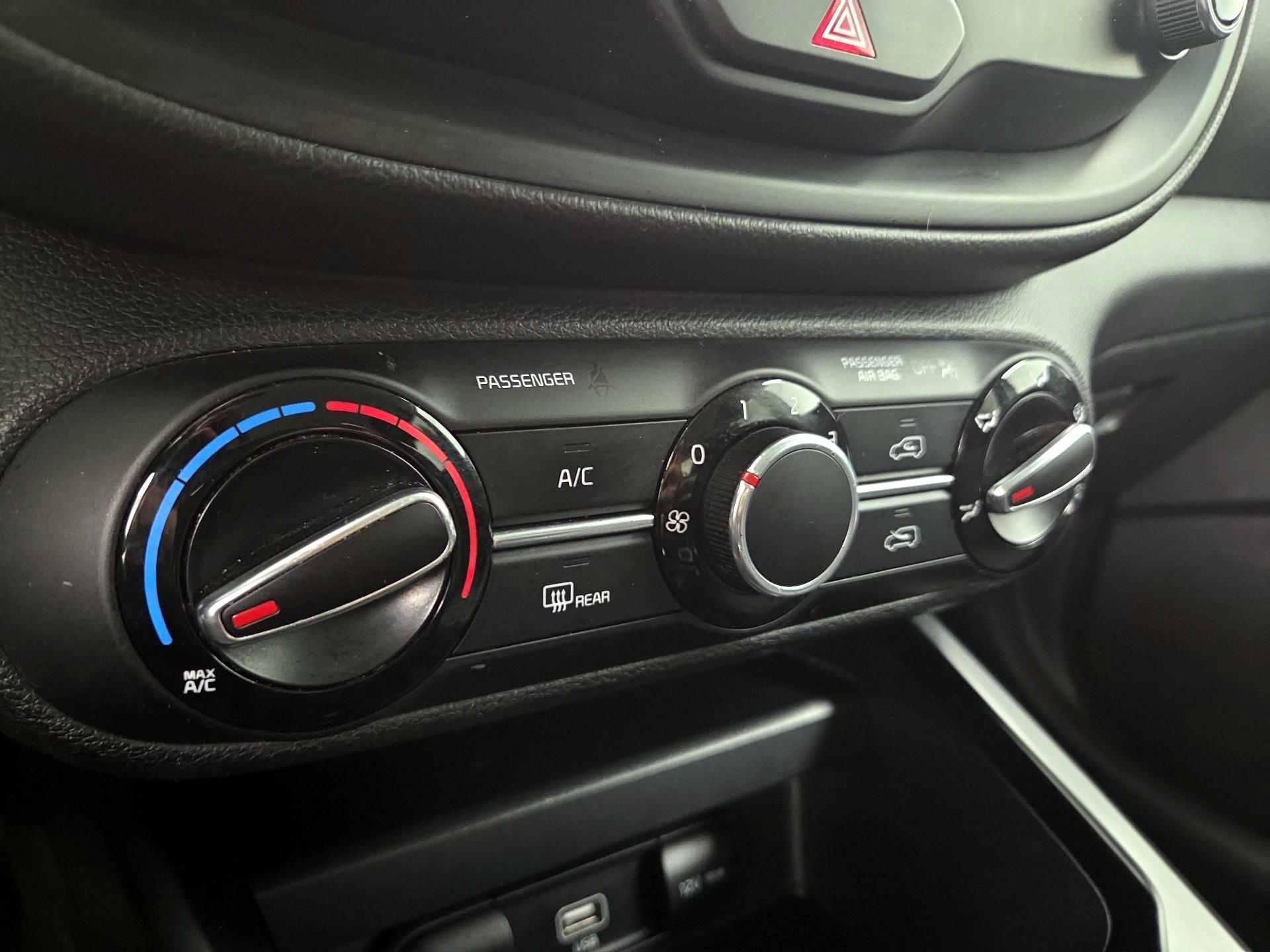 Thumbnail: 2020 Kia Soul - 16