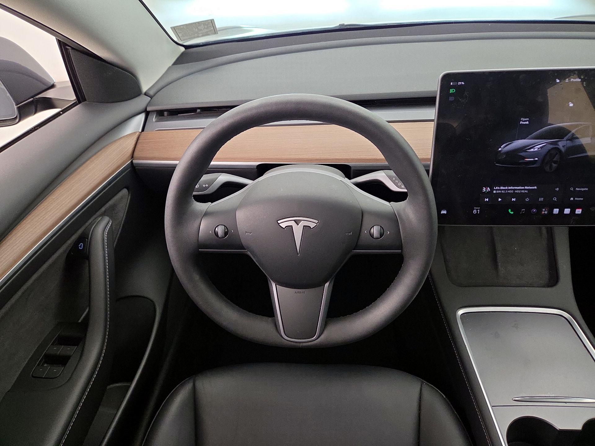 Thumbnail: 2023 Tesla Model 3 - 10