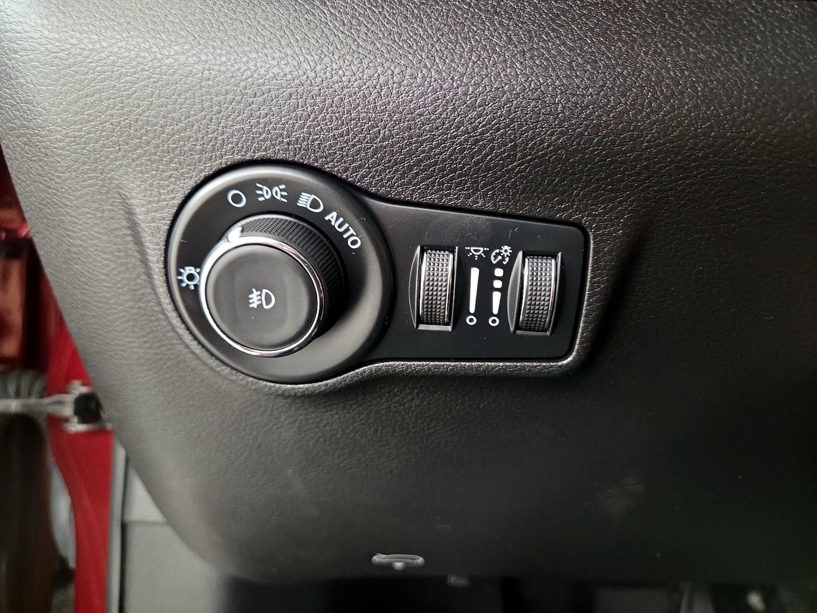 2022 Jeep Compass Latitude Lux - Photo 14