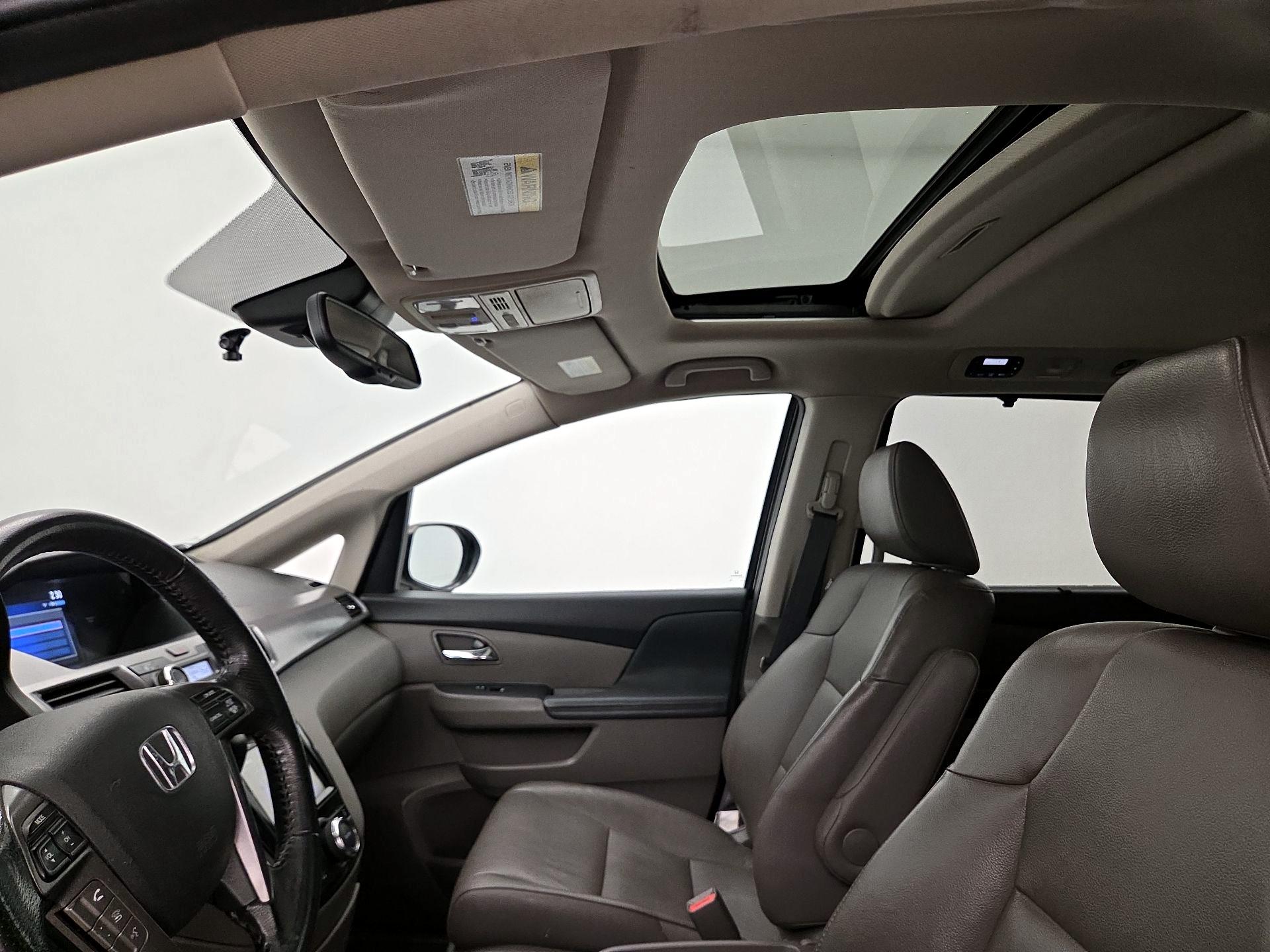 Thumbnail: 2014 Honda Odyssey - 19