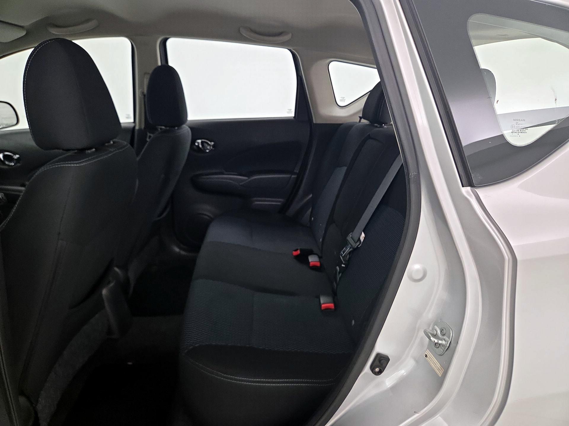 Thumbnail: 2014 Nissan Versa Note - 19
