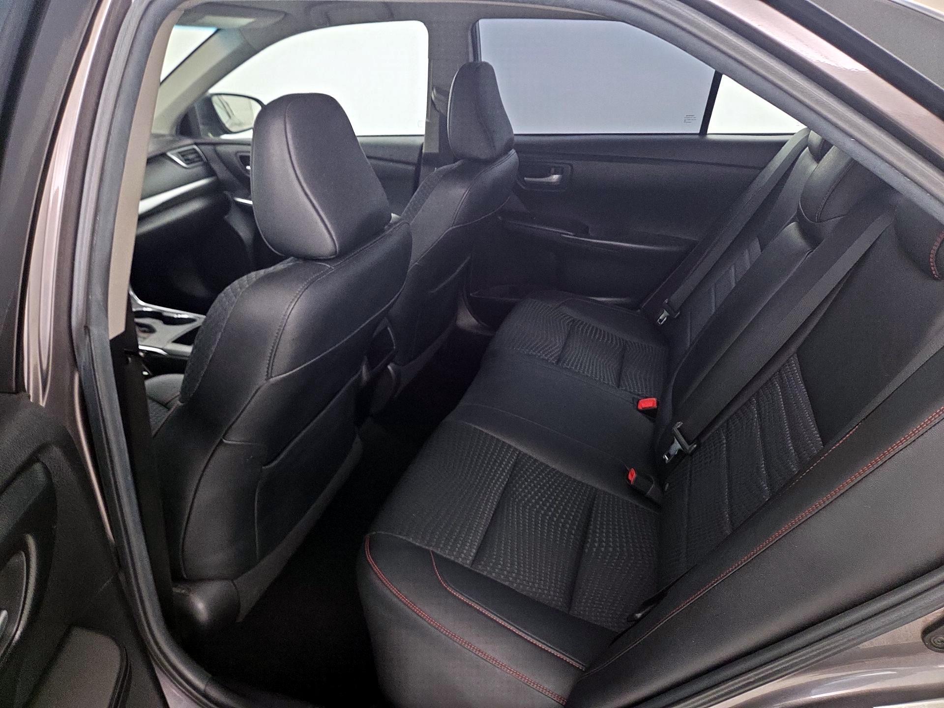 Thumbnail: 2015 Toyota Camry - 19