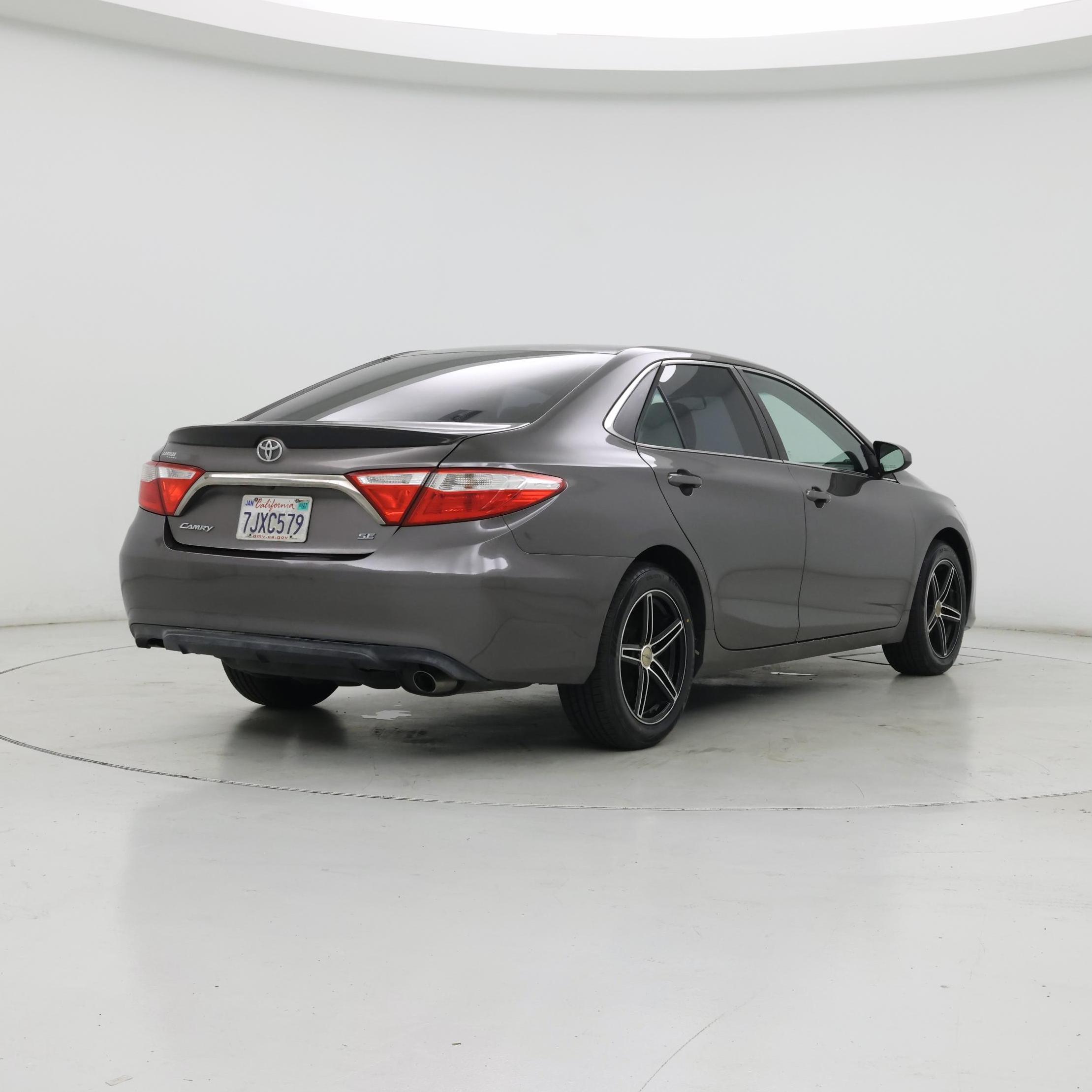 Thumbnail: 2015 Toyota Camry - 8