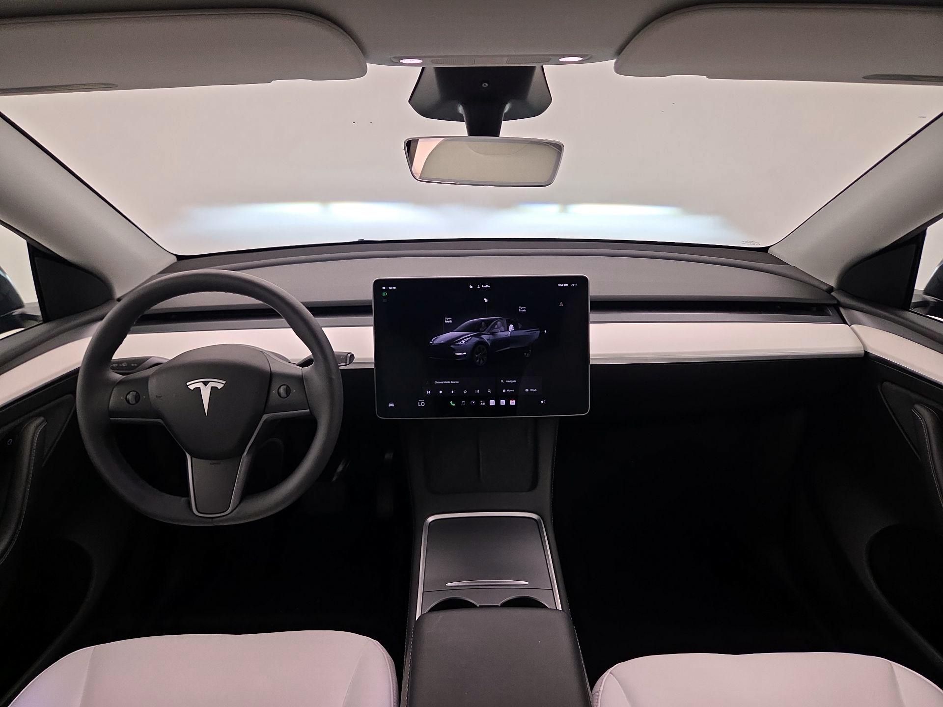 Thumbnail: 2023 Tesla Model Y - 9