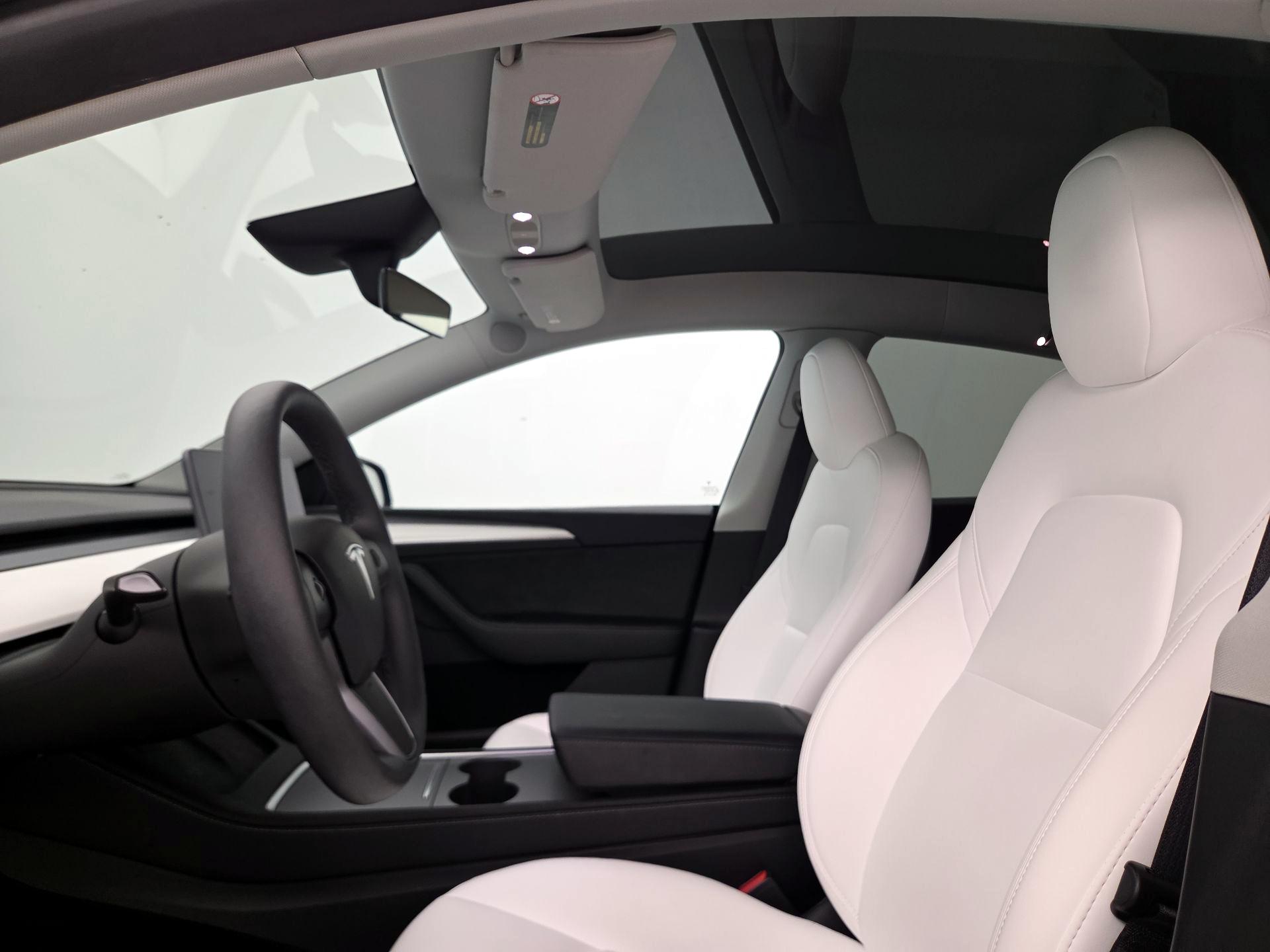 Thumbnail: 2023 Tesla Model Y - 19
