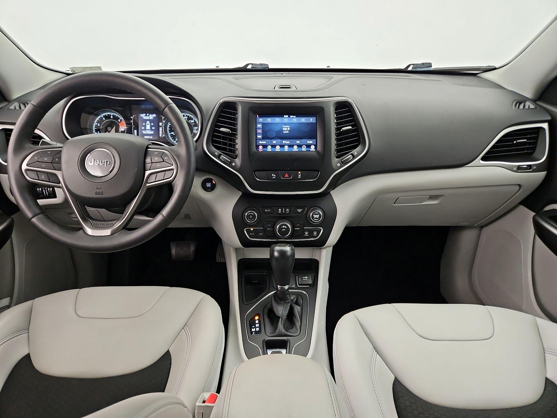 Thumbnail: 2021 Jeep Cherokee - 9