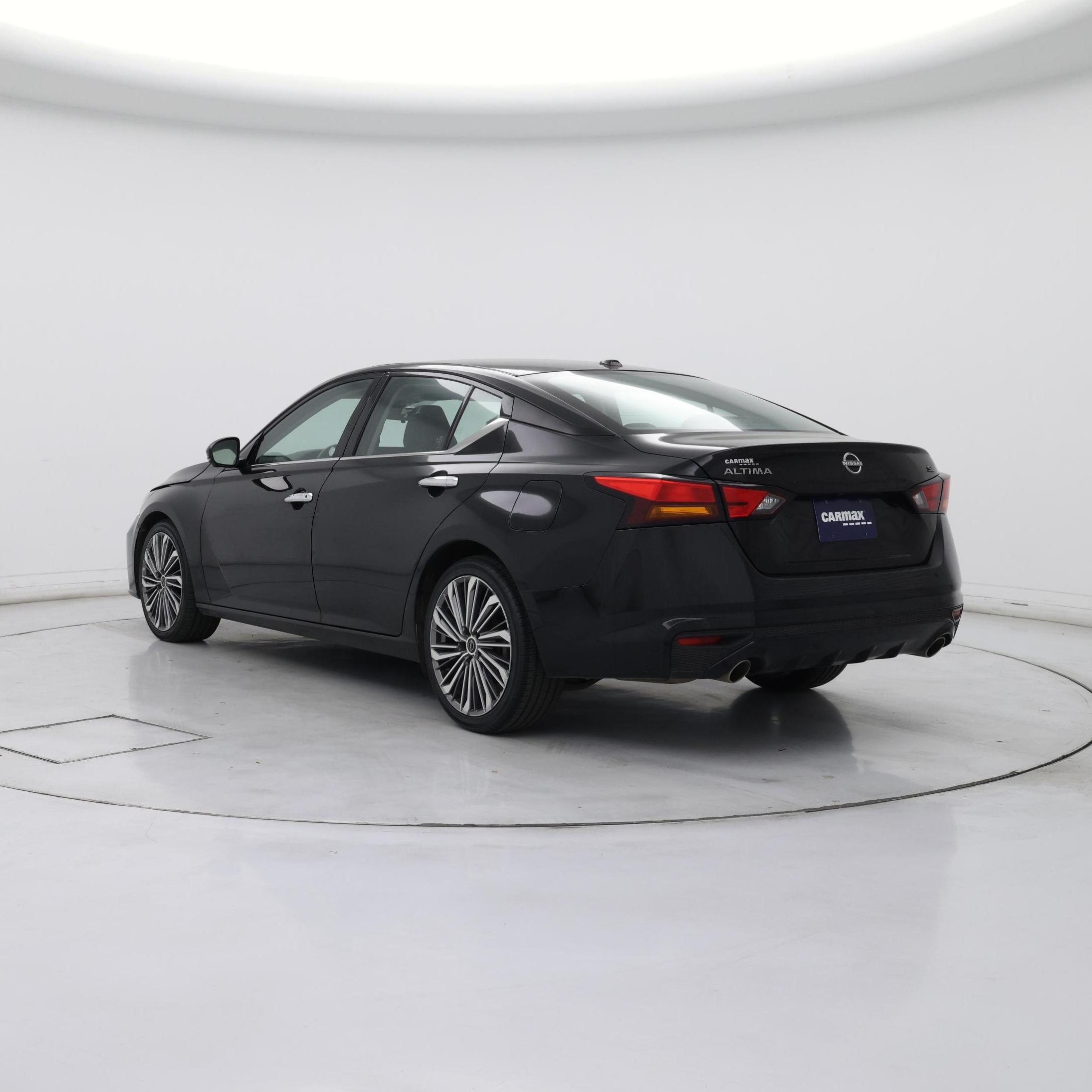 Thumbnail: 2023 Nissan Altima - 2