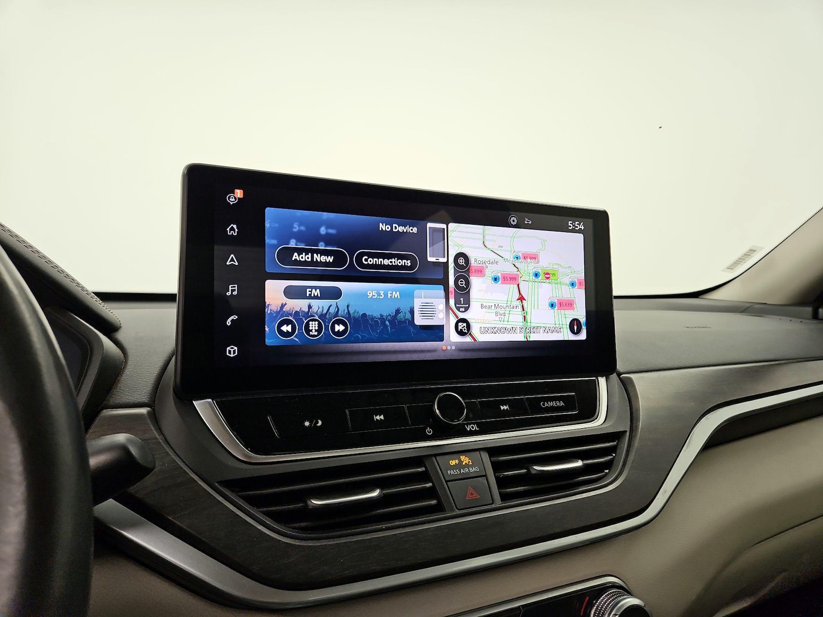 2023 Nissan Altima SL - Photo 14