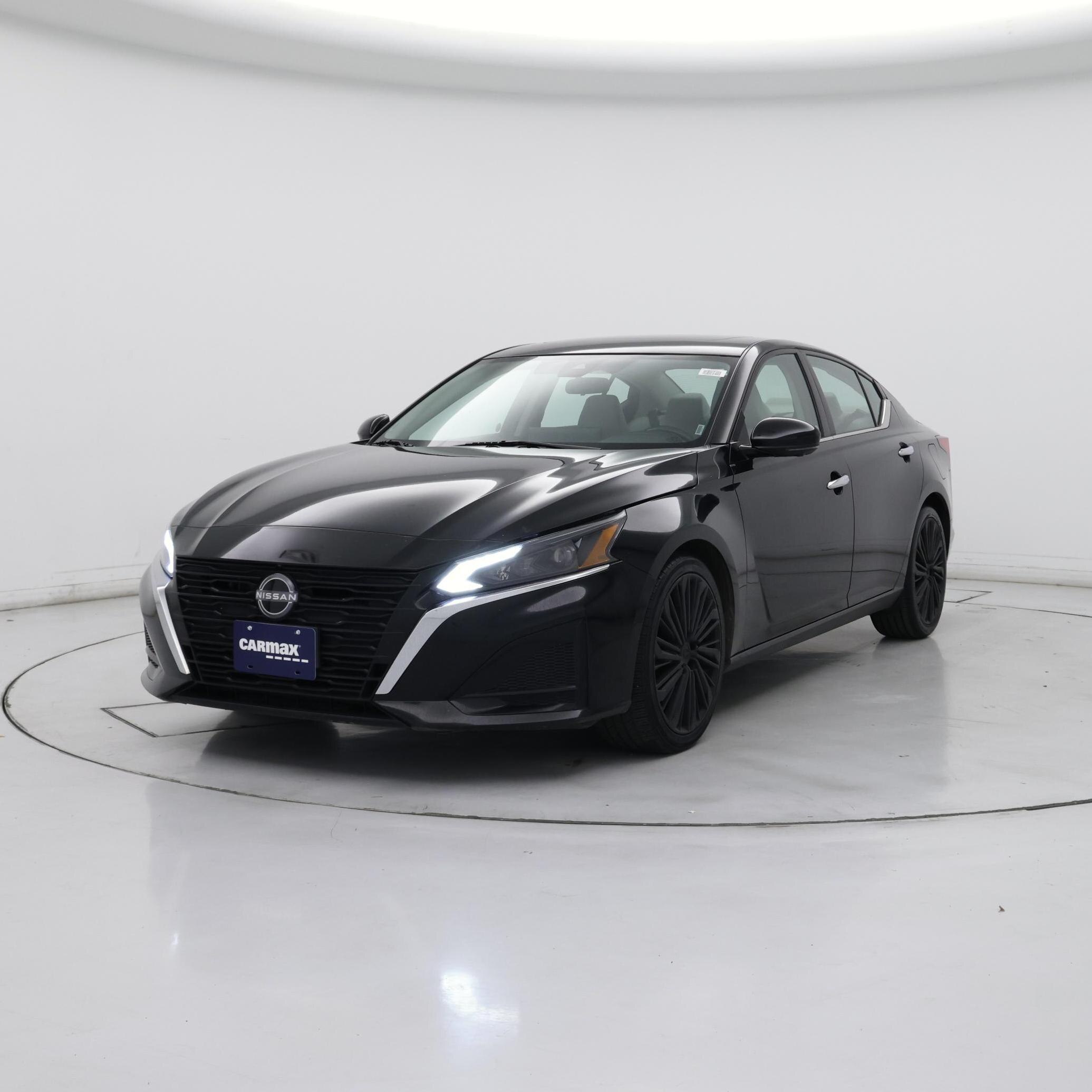 Thumbnail: 2023 Nissan Altima - 4