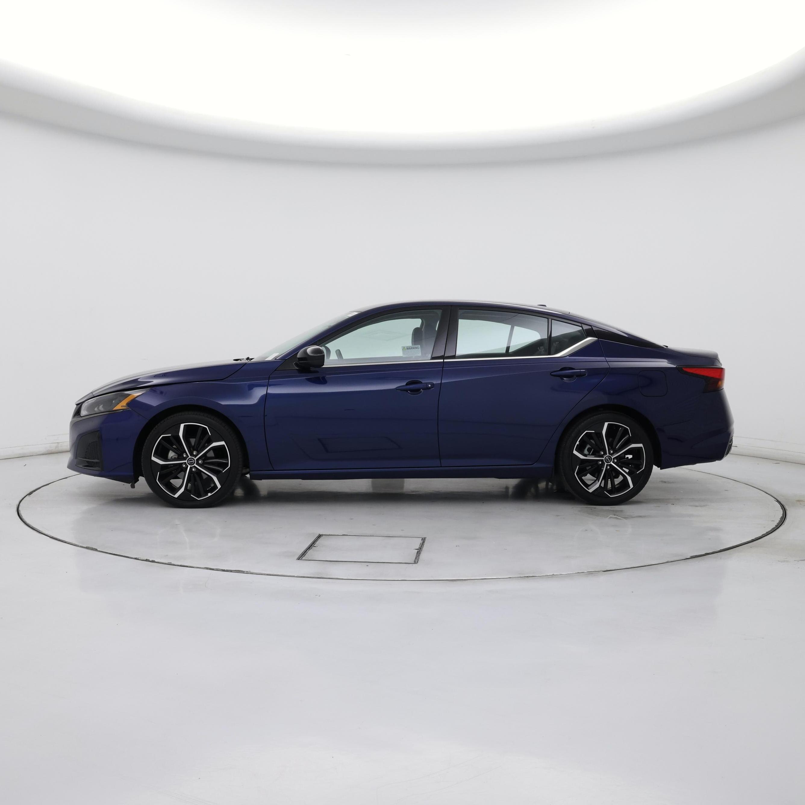 Thumbnail: 2023 Nissan Altima - 3