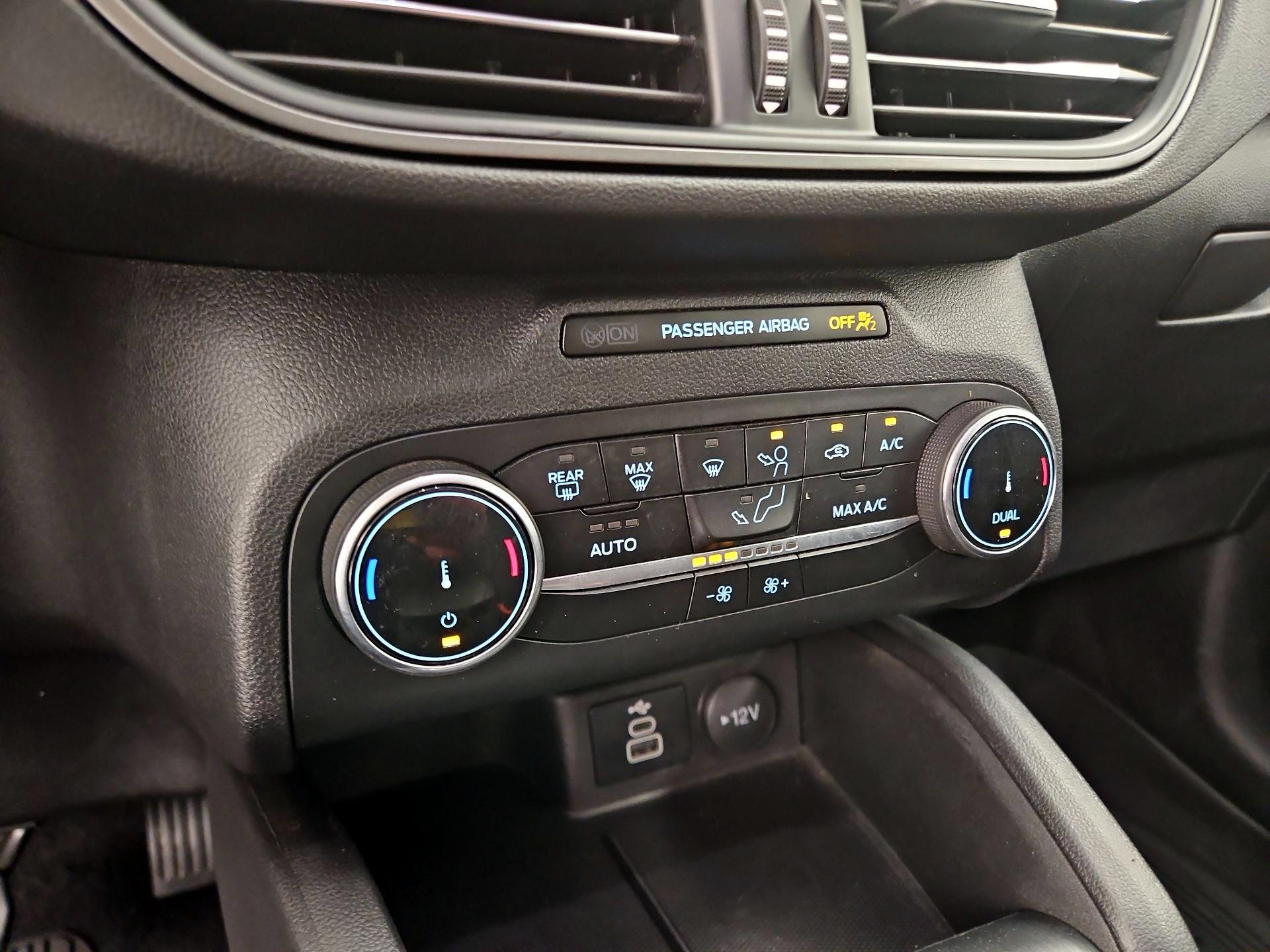 Thumbnail: 2024 Ford Escape - 16