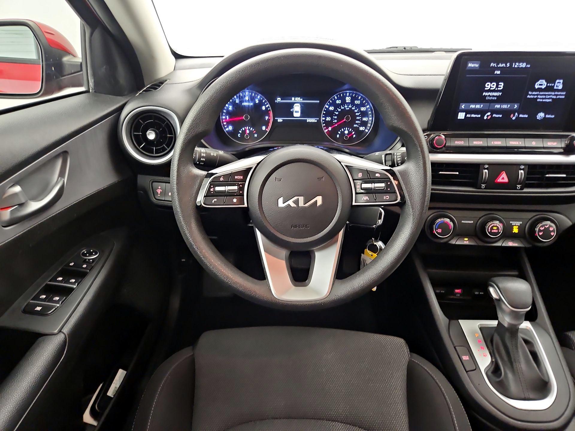Thumbnail: 2023 Kia Forte - 10