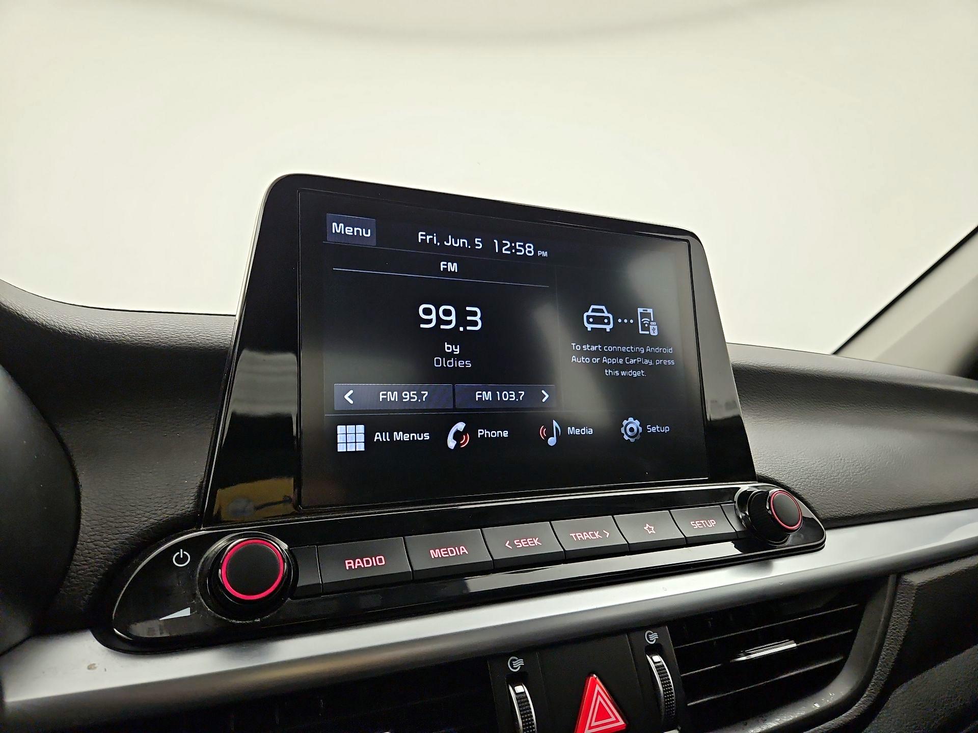 Thumbnail: 2023 Kia Forte - 15