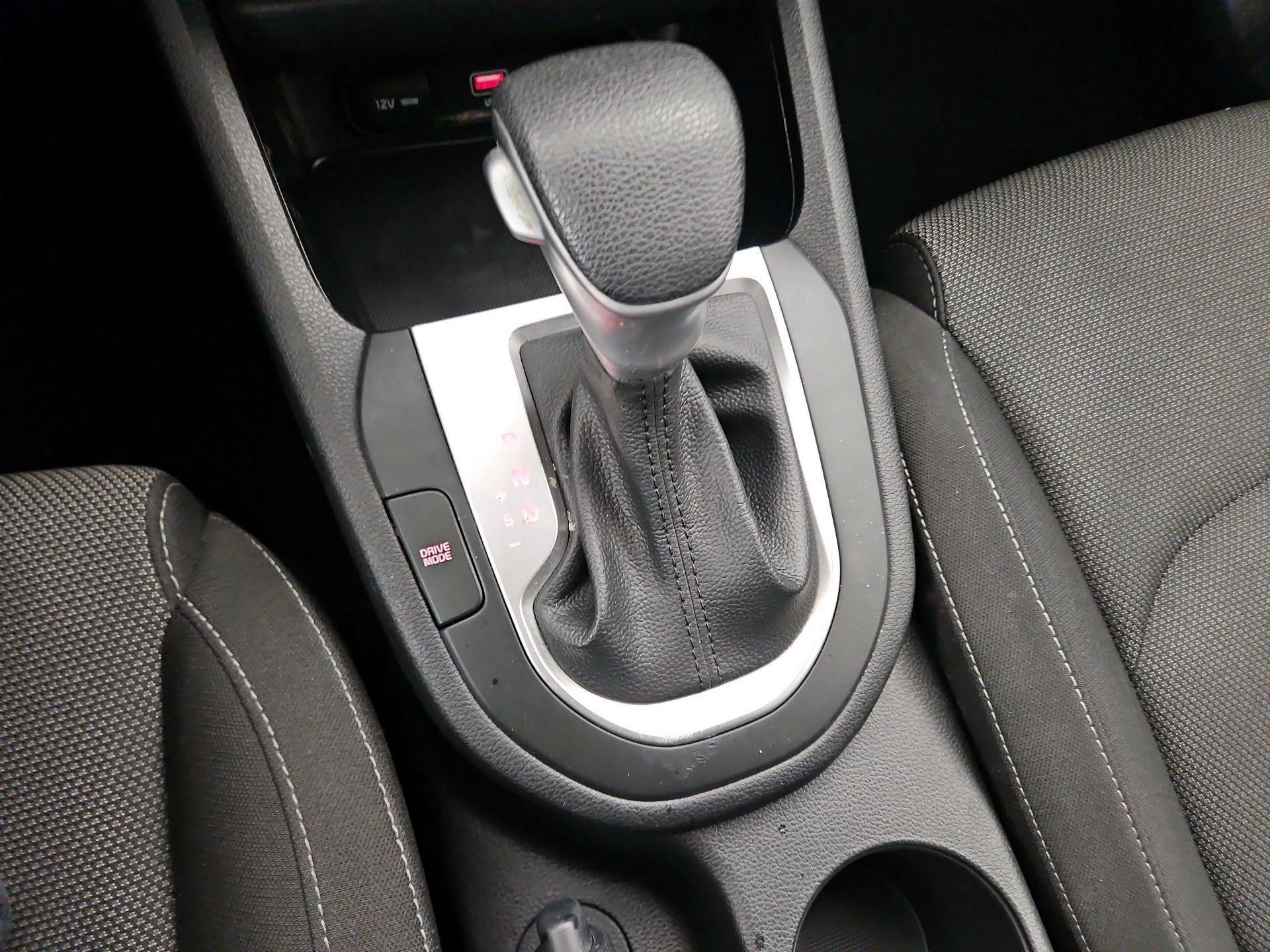 Thumbnail: 2023 Kia Forte - 17