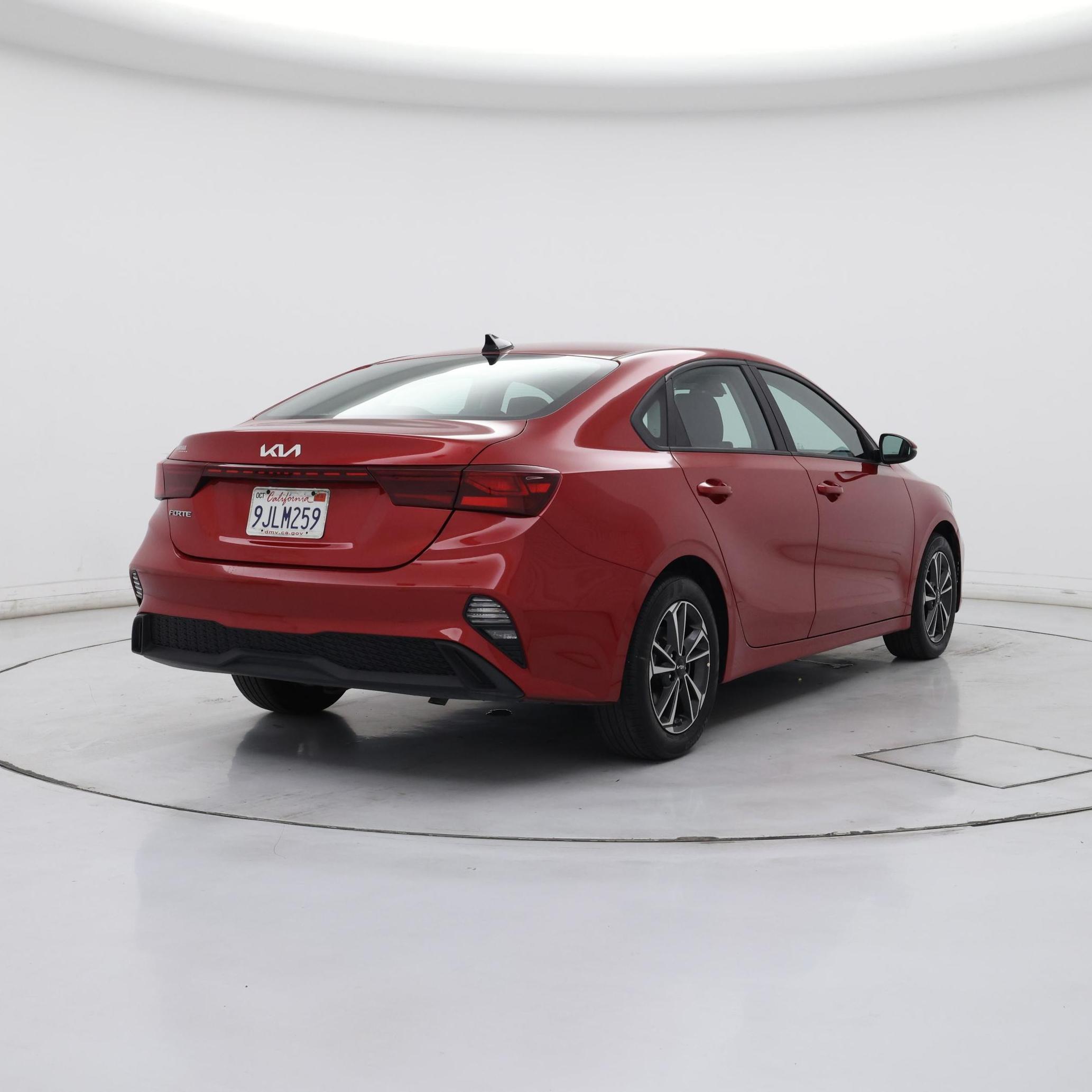 Thumbnail: 2023 Kia Forte - 8