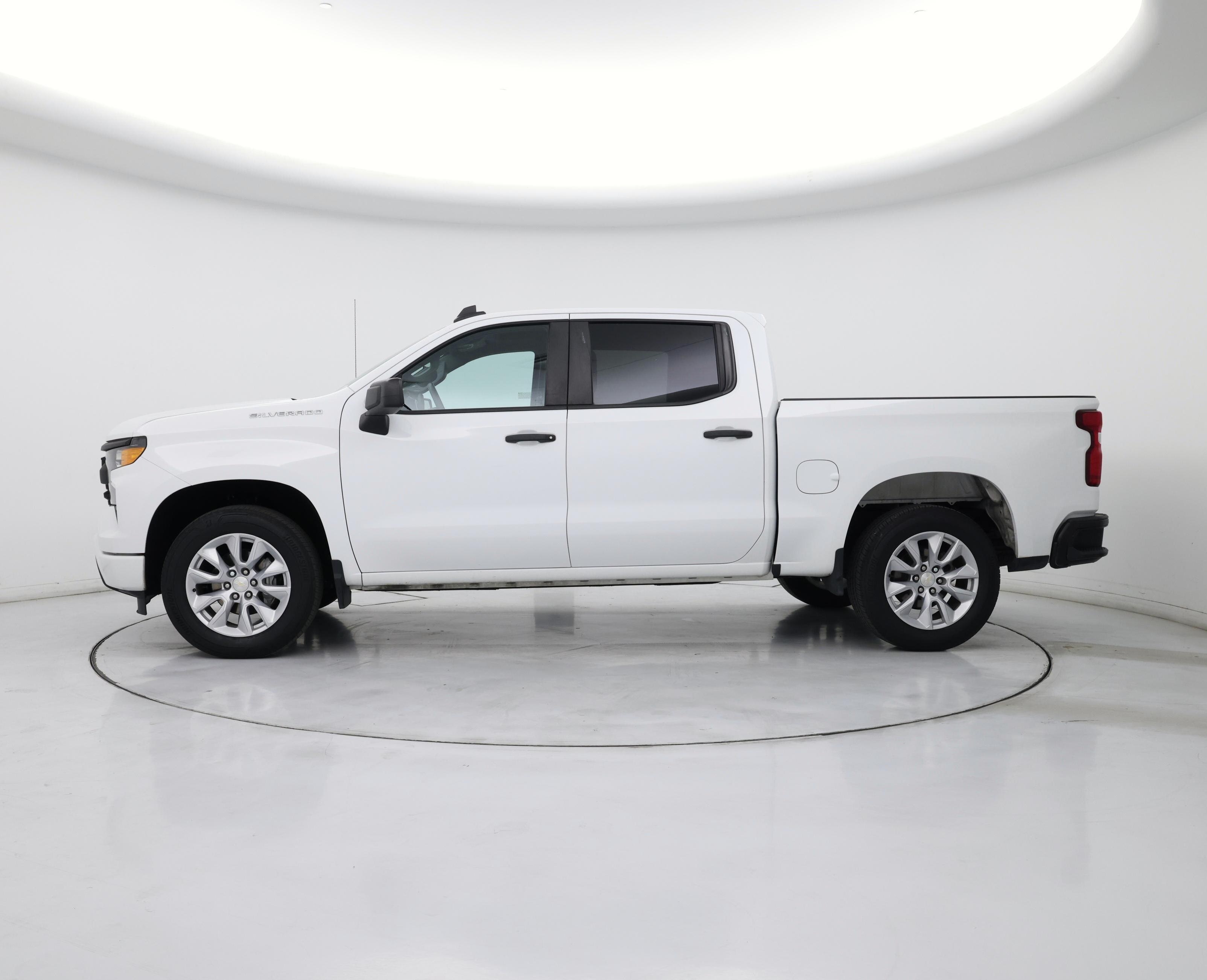 Thumbnail: 2022 Chevrolet Silverado 1500 - 3