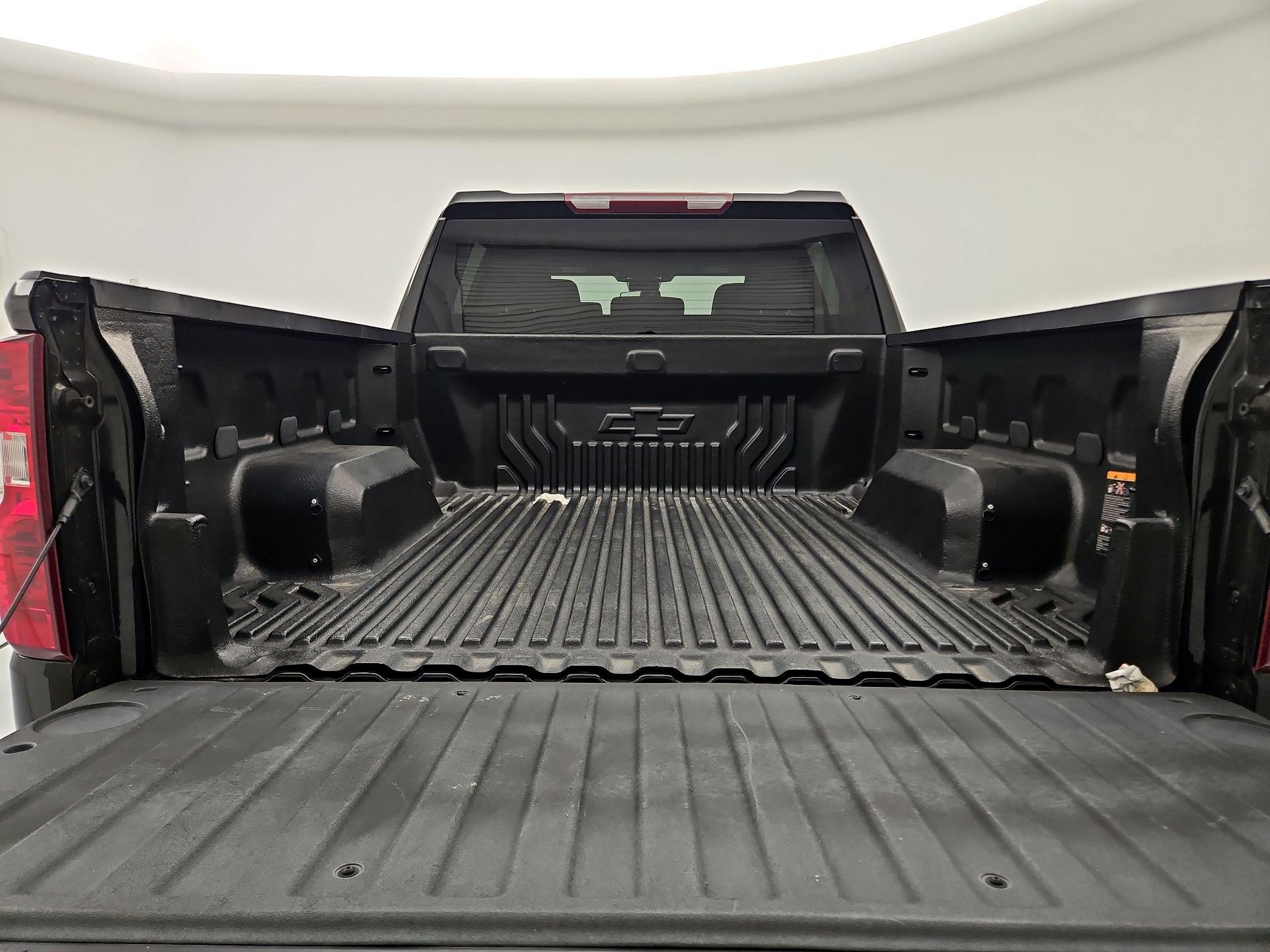 Thumbnail: 2023 Chevrolet Silverado 1500 - 20