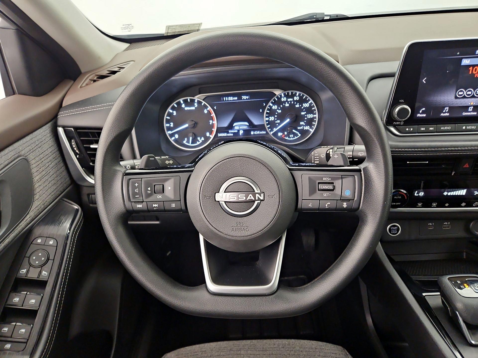 Thumbnail: 2022 Nissan Rogue - 10