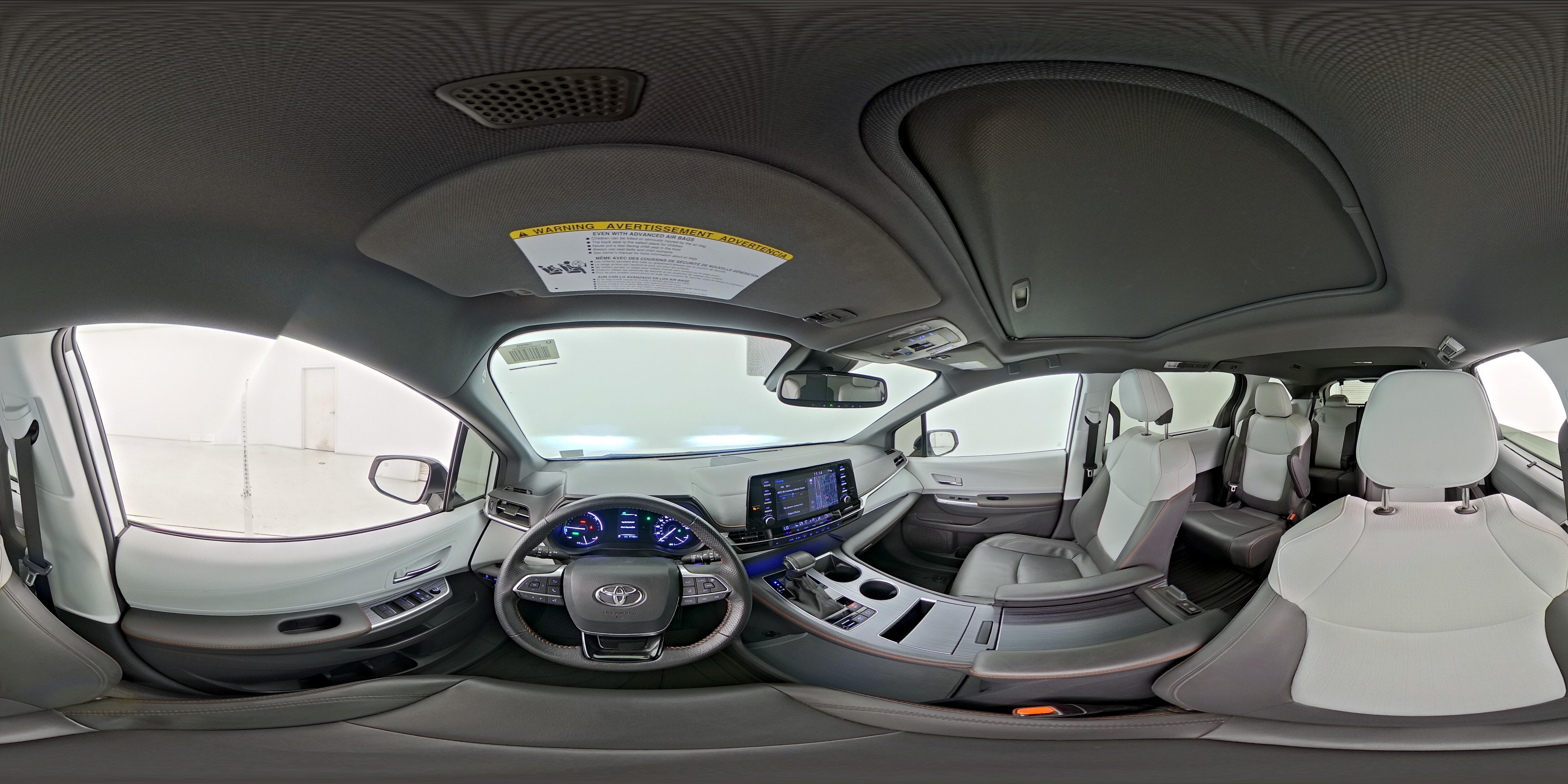 2022 Toyota Sienna XSE - Photo 29