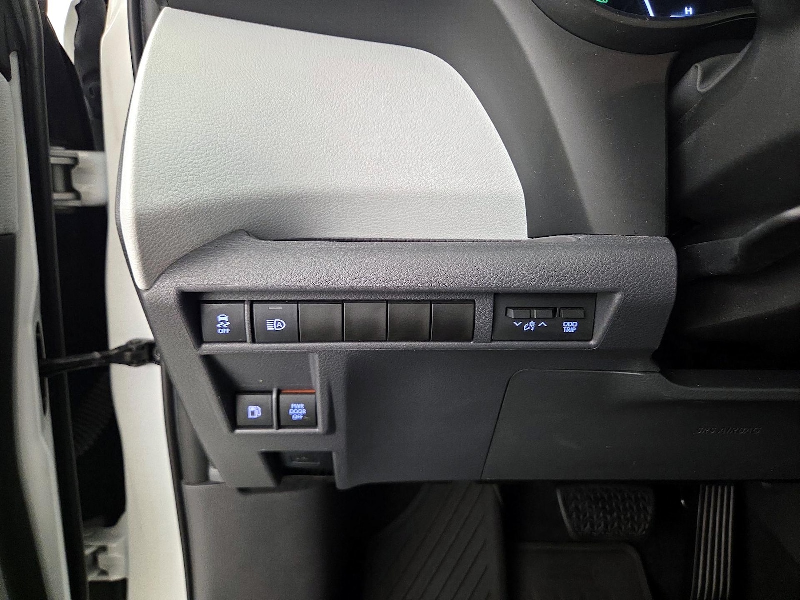 2022 Toyota Sienna XSE - Photo 14