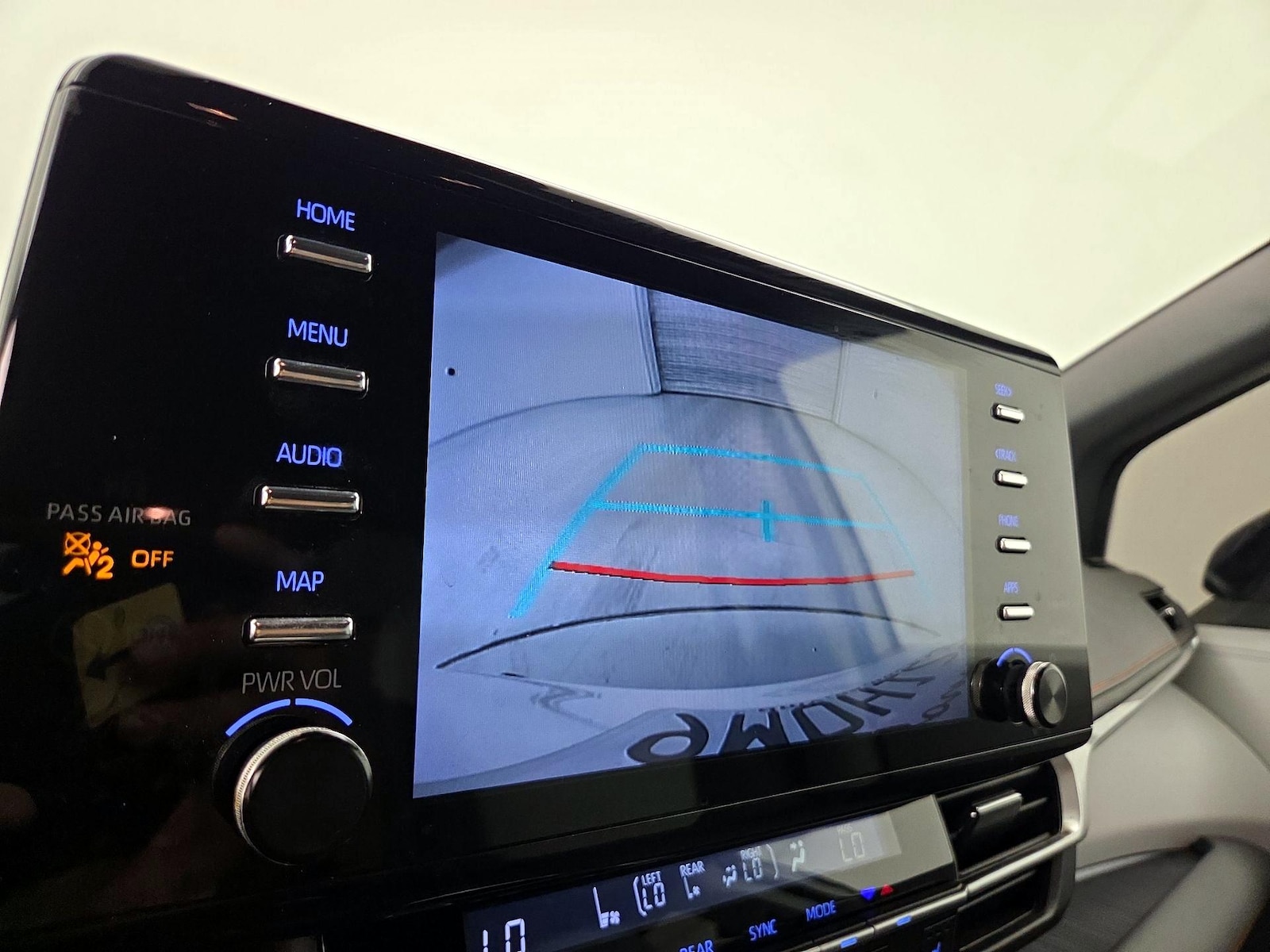 2022 Toyota Sienna XSE - Photo 16
