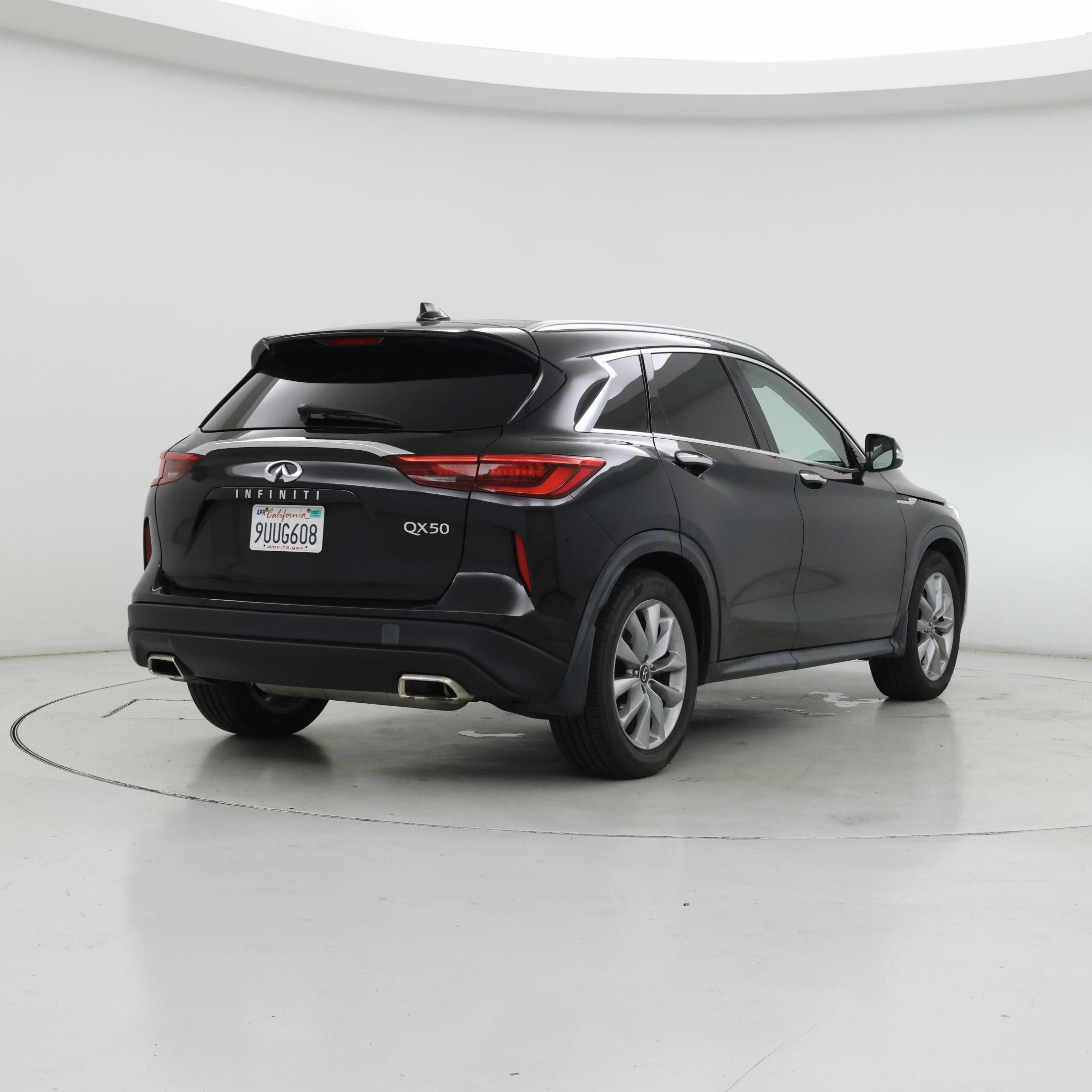 Thumbnail: 2021 INFINITI QX50 - 8