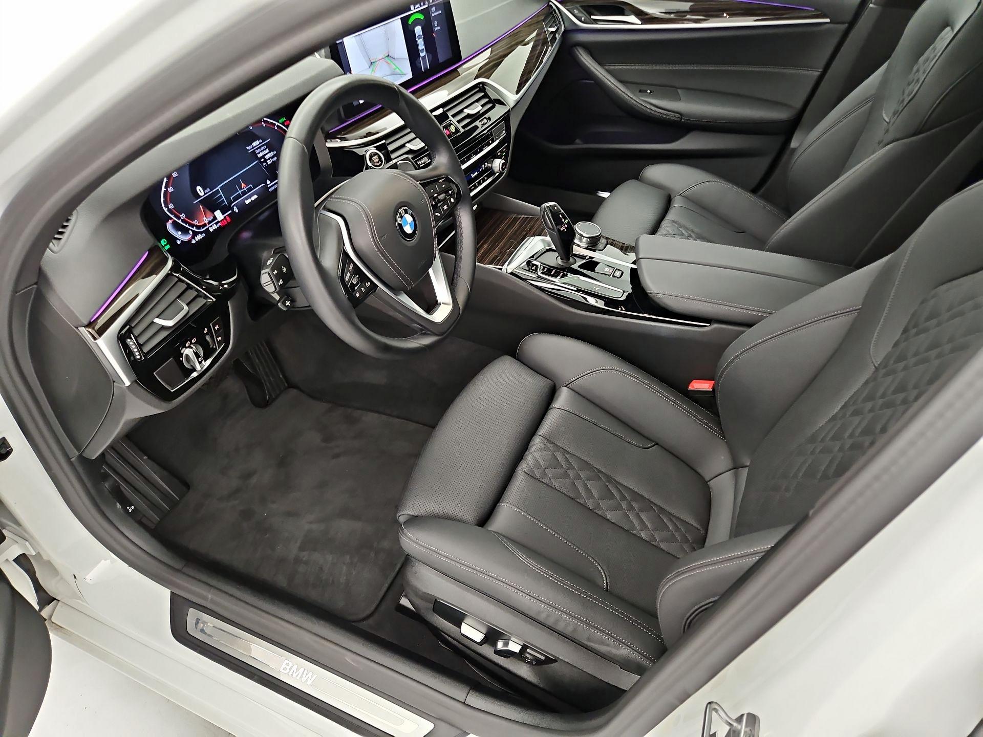 Thumbnail: 2023 BMW 5 Series - 11