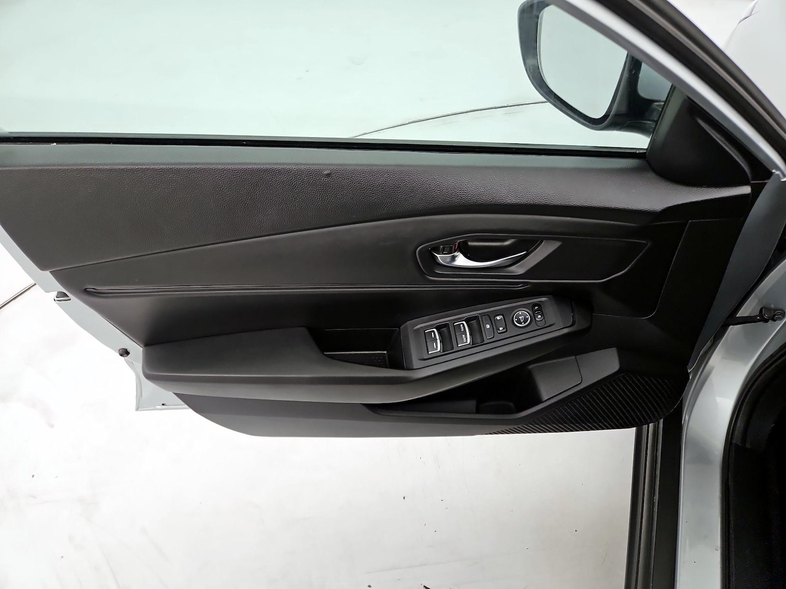 2024 Honda Accord EX - Photo 13