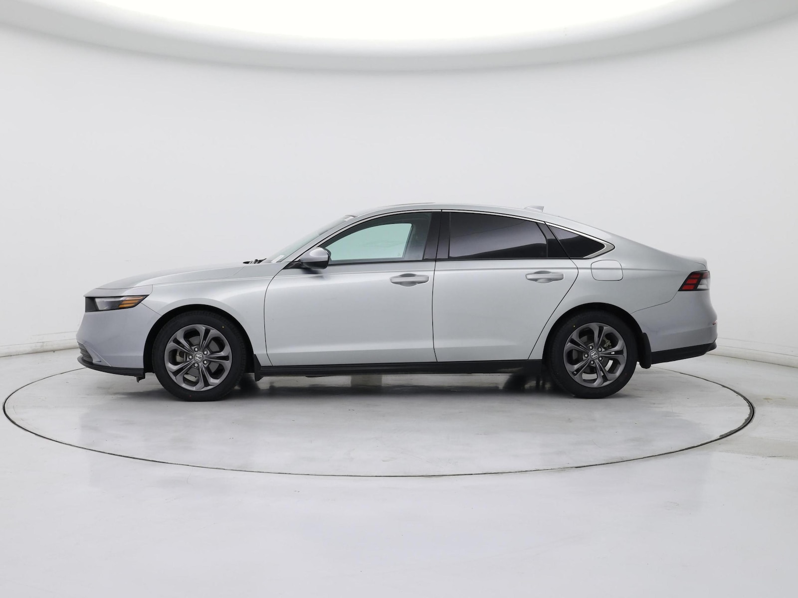 2024 Honda Accord EX - Photo 4