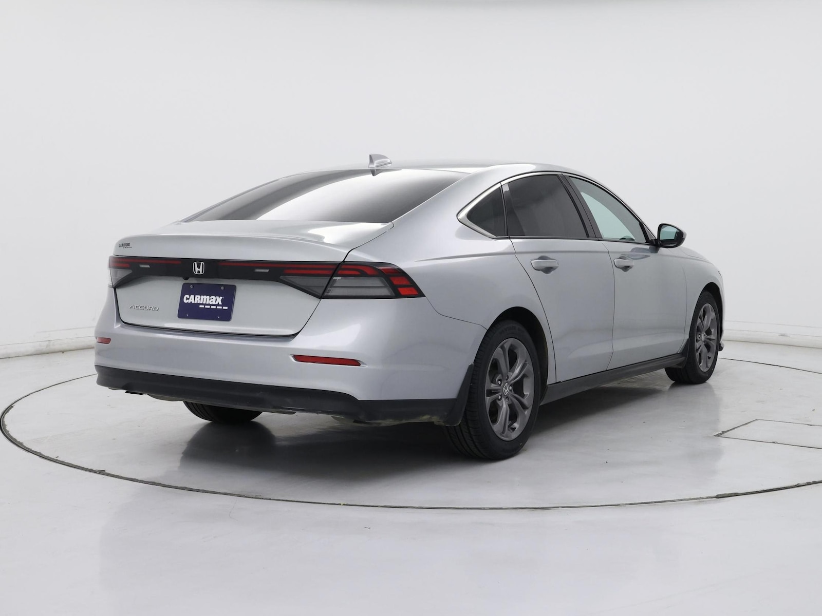 2024 Honda Accord EX - Photo 9