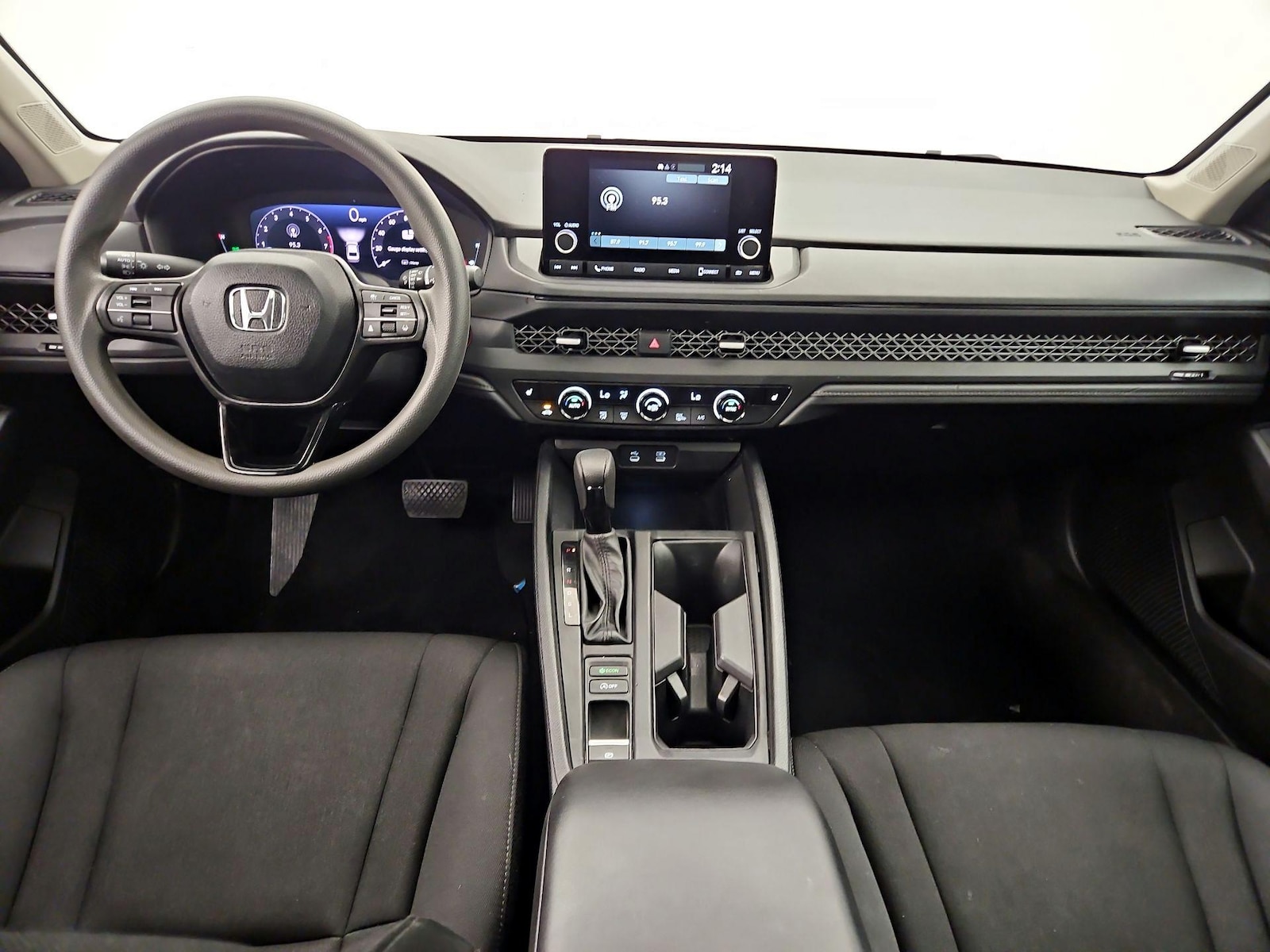 2025 Honda Accord SE - Photo 10