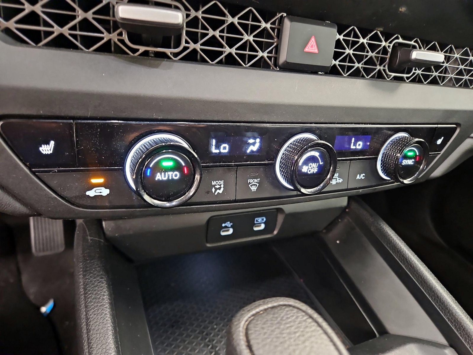 2025 Honda Accord SE - Photo 16