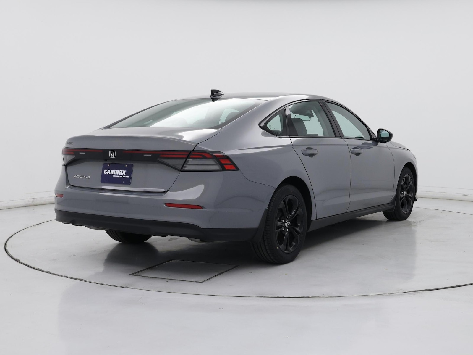 2025 Honda Accord SE - Photo 9