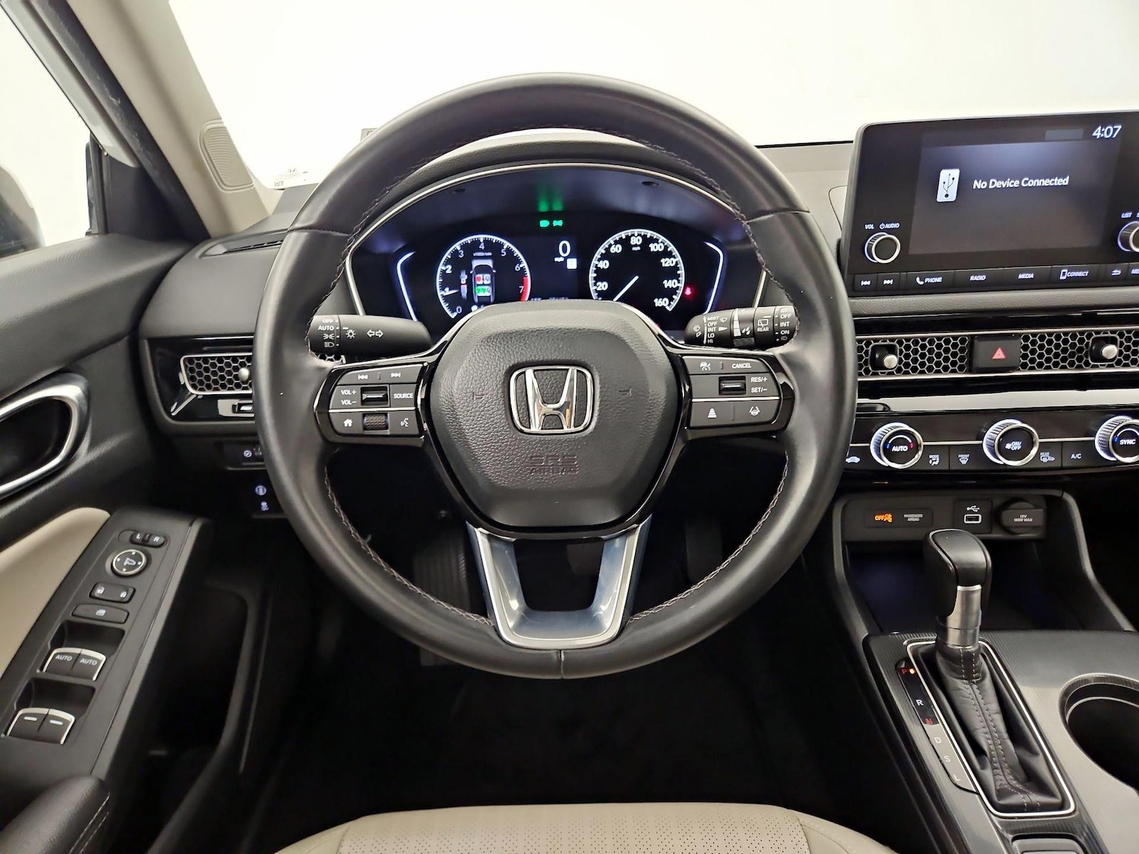 2024 Honda Civic Hatchback EX-L - Photo 11