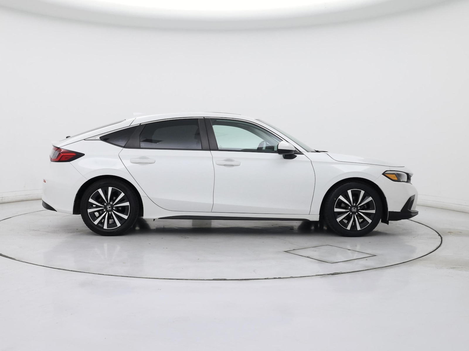 2024 Honda Civic Hatchback EX-L - Photo 8