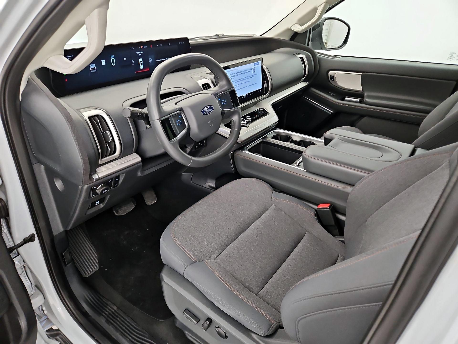 Thumbnail: 2025 Ford Expedition - 11