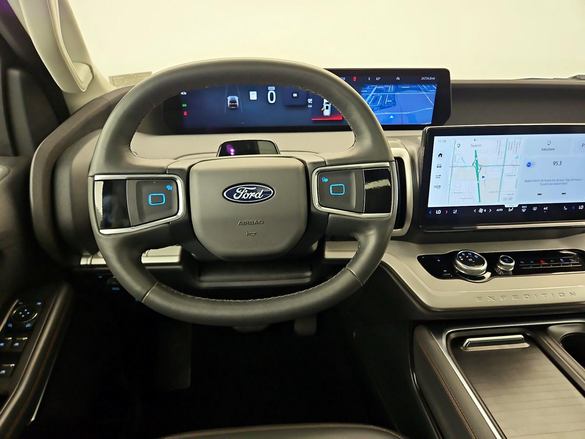 Thumbnail: 2025 Ford Expedition - 10