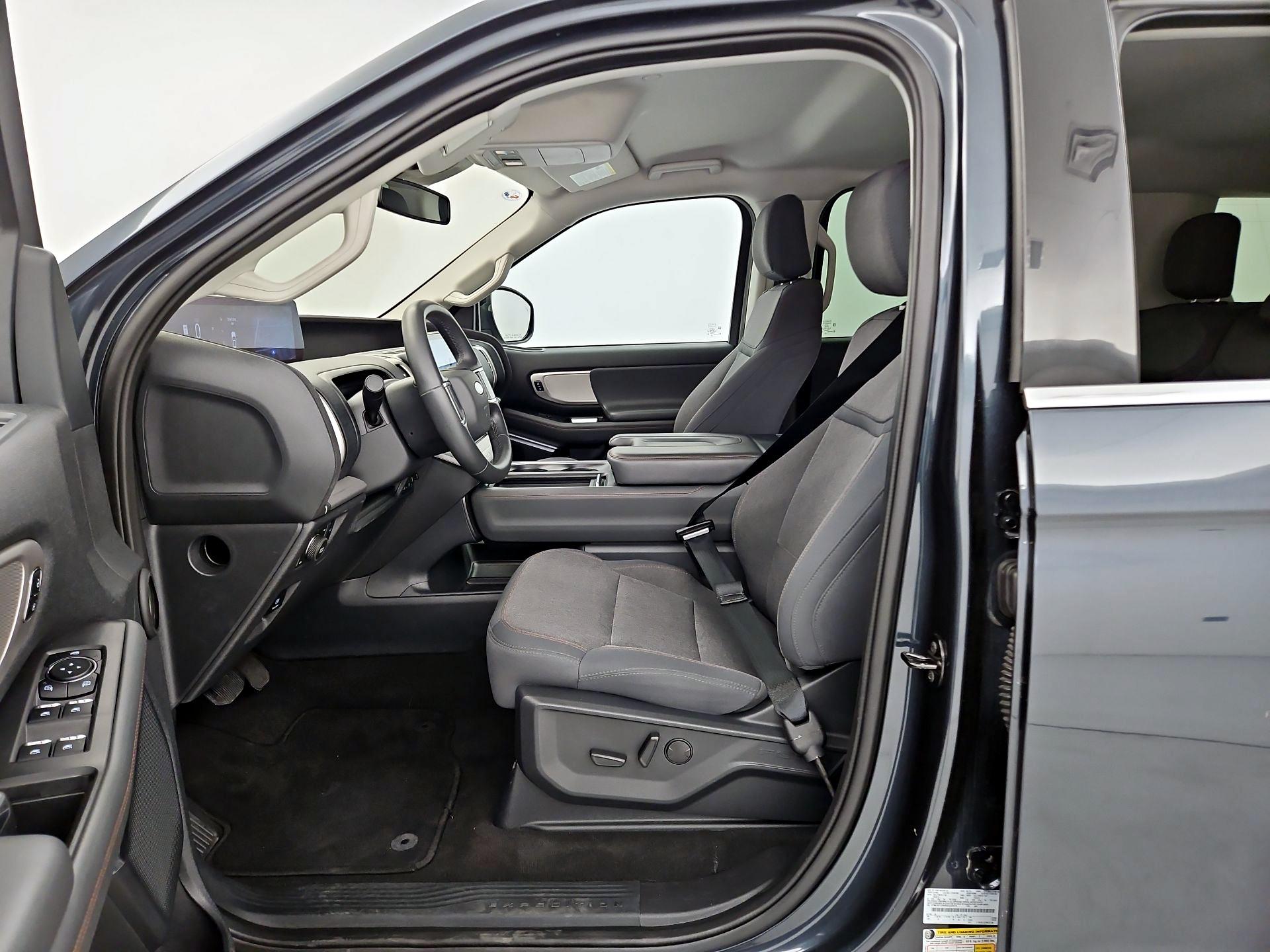 Thumbnail: 2025 Ford Expedition MAX - 11
