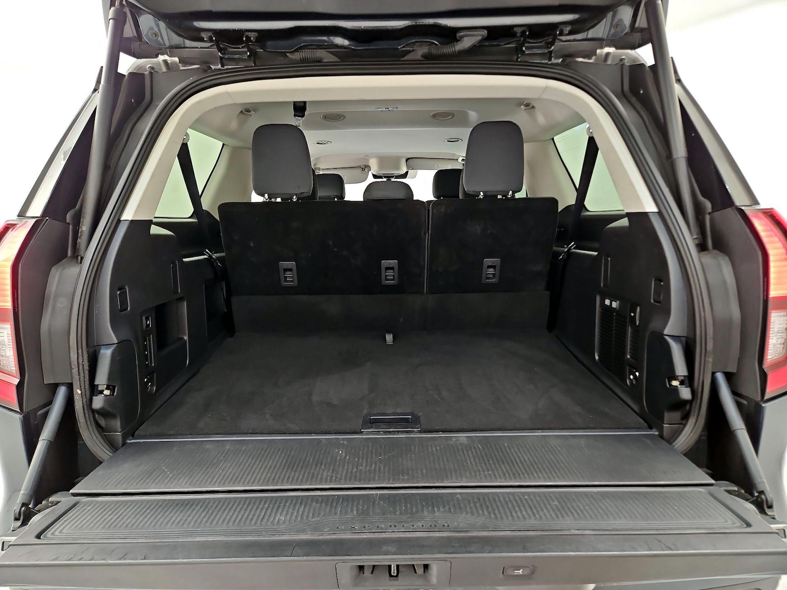 2025 Ford Expedition Active - Photo 18