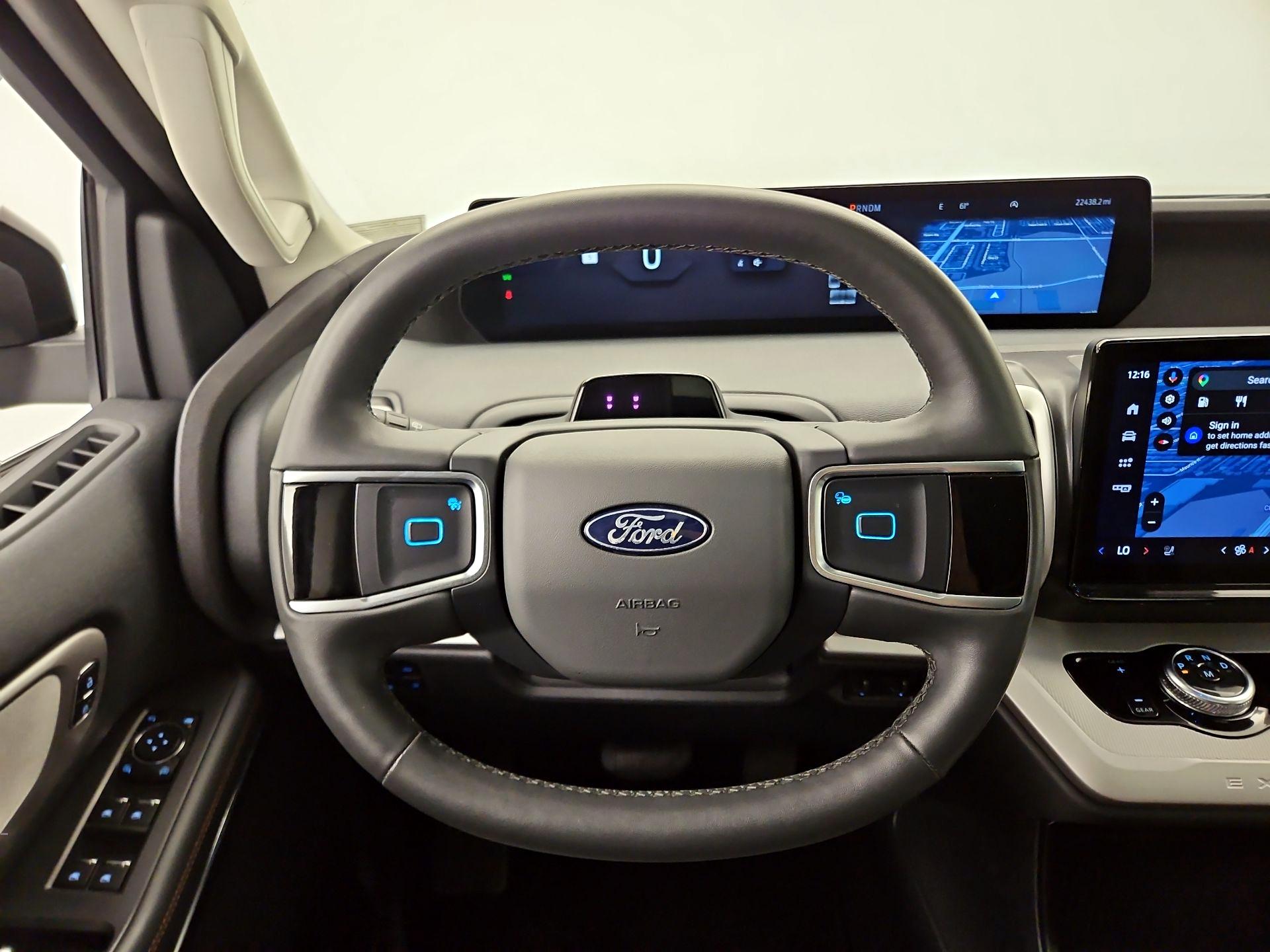 Thumbnail: 2025 Ford Expedition - 10