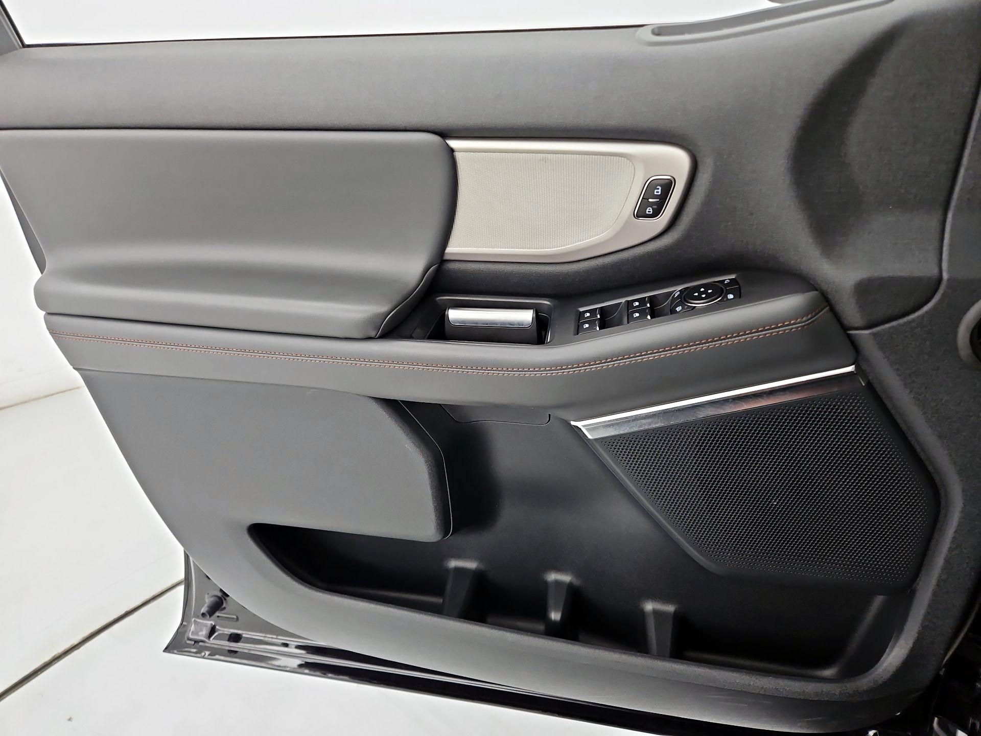 Thumbnail: 2025 Ford Expedition - 12