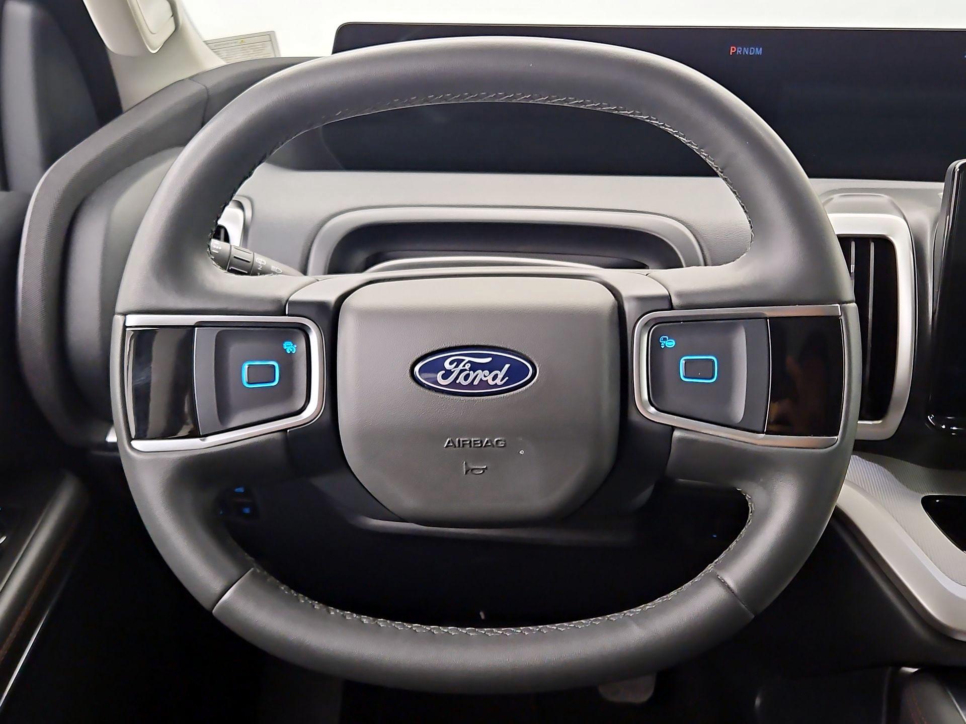 Thumbnail: 2025 Ford Expedition - 10