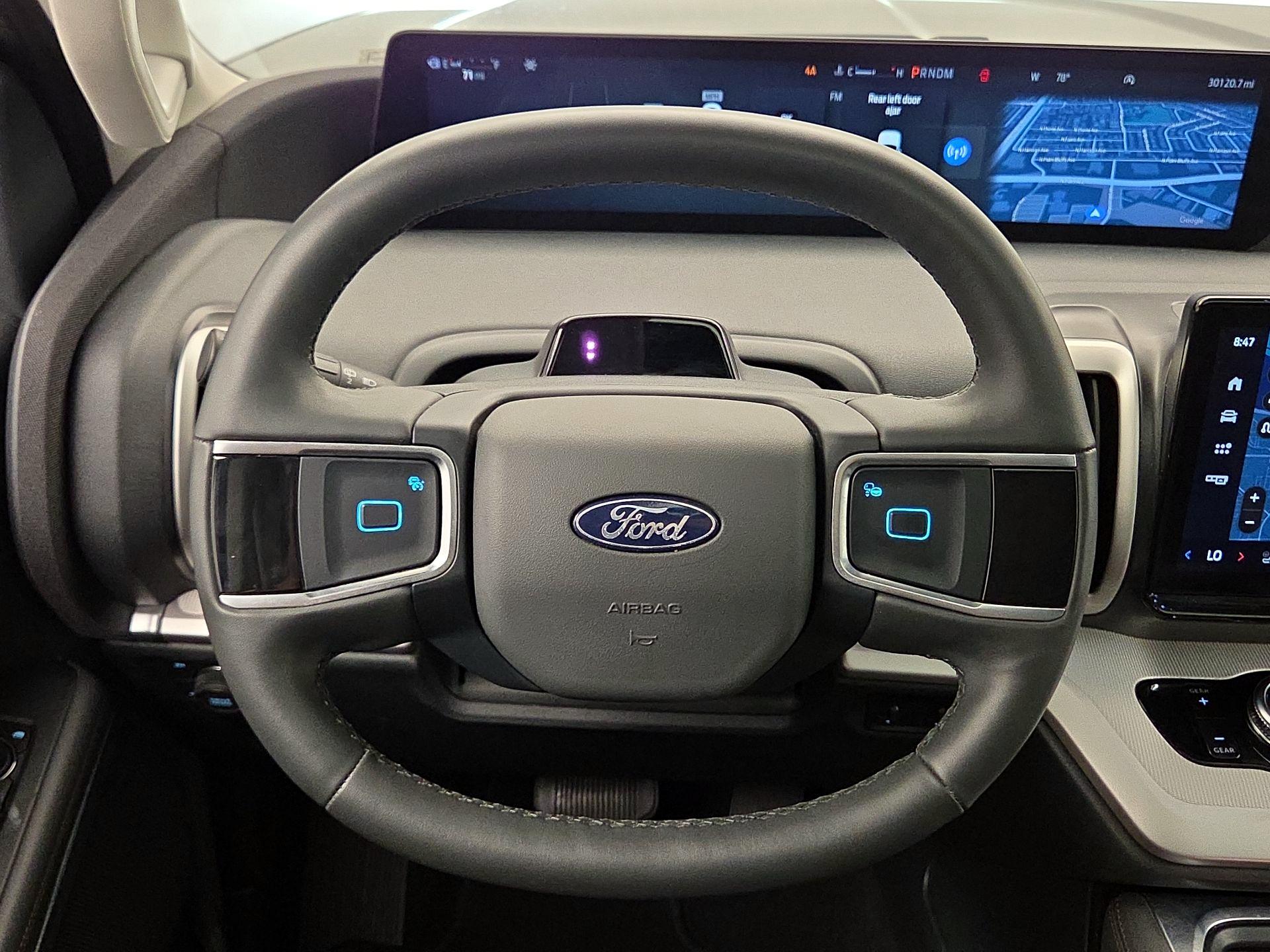 Thumbnail: 2025 Ford Expedition - 10