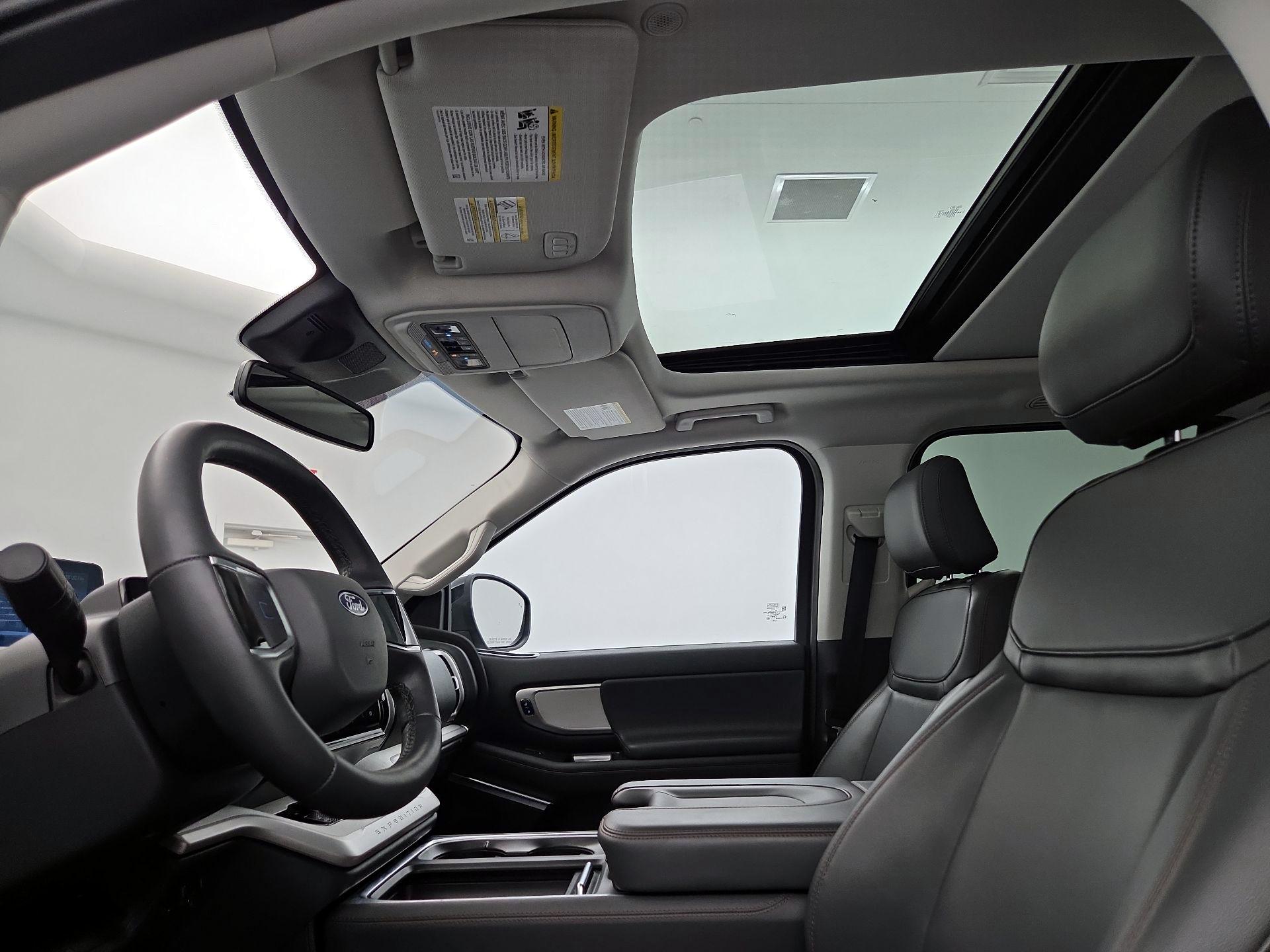 Thumbnail: 2025 Ford Expedition - 20